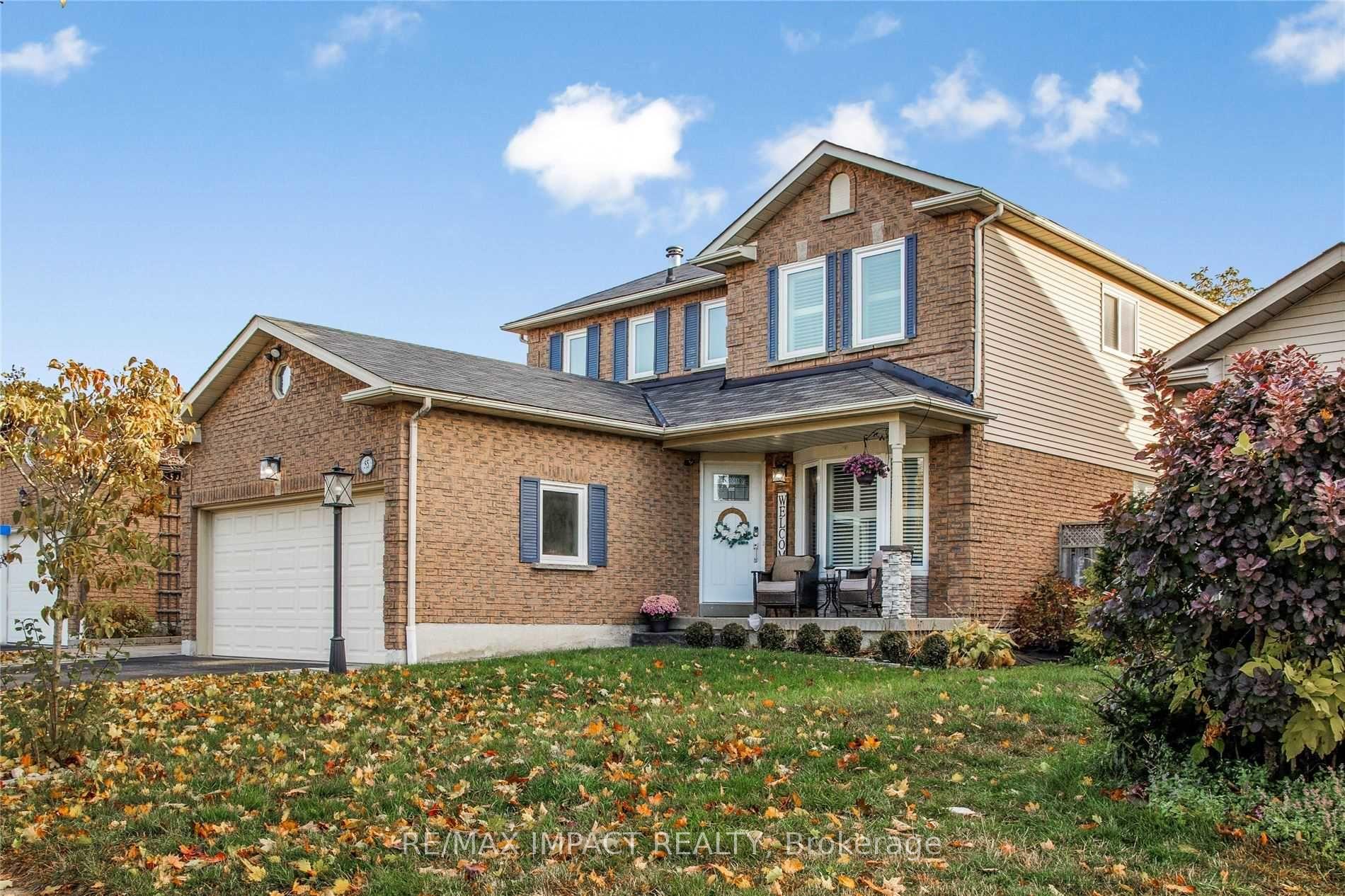 Photo 2 of 55 Sandringham Drive, Clarington, Courtice — HOMEH