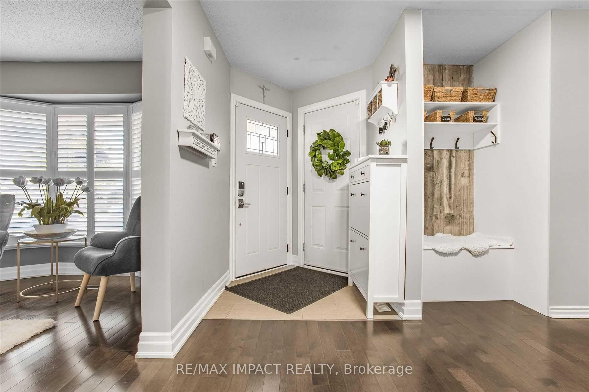 Photo 6 of 55 Sandringham Drive, Clarington, Courtice — HOMEH