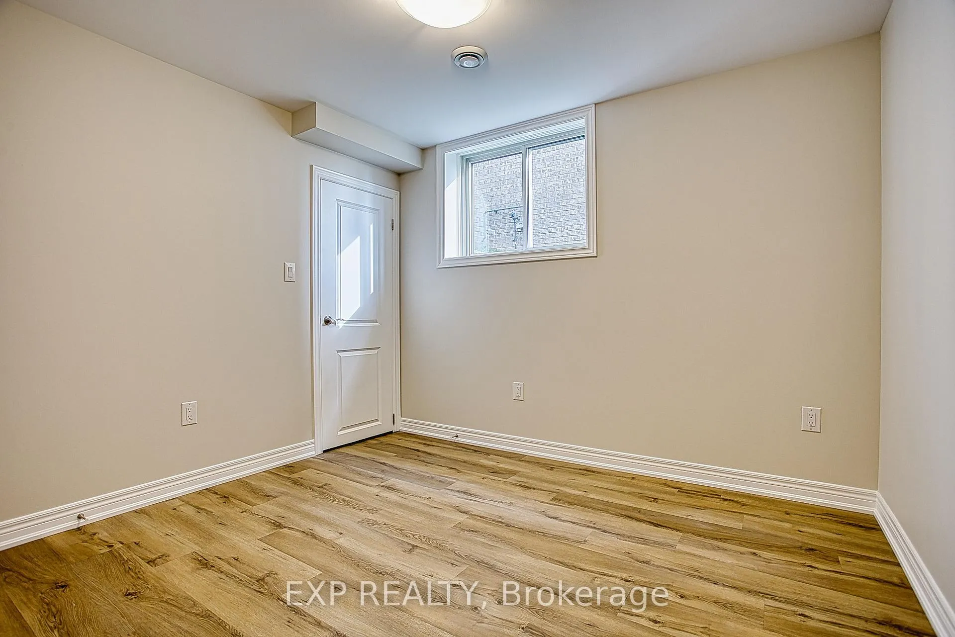 Photo 13 of Unit Lower, 26 Willson Drive, Thorold, Port Robinson — HOMEH