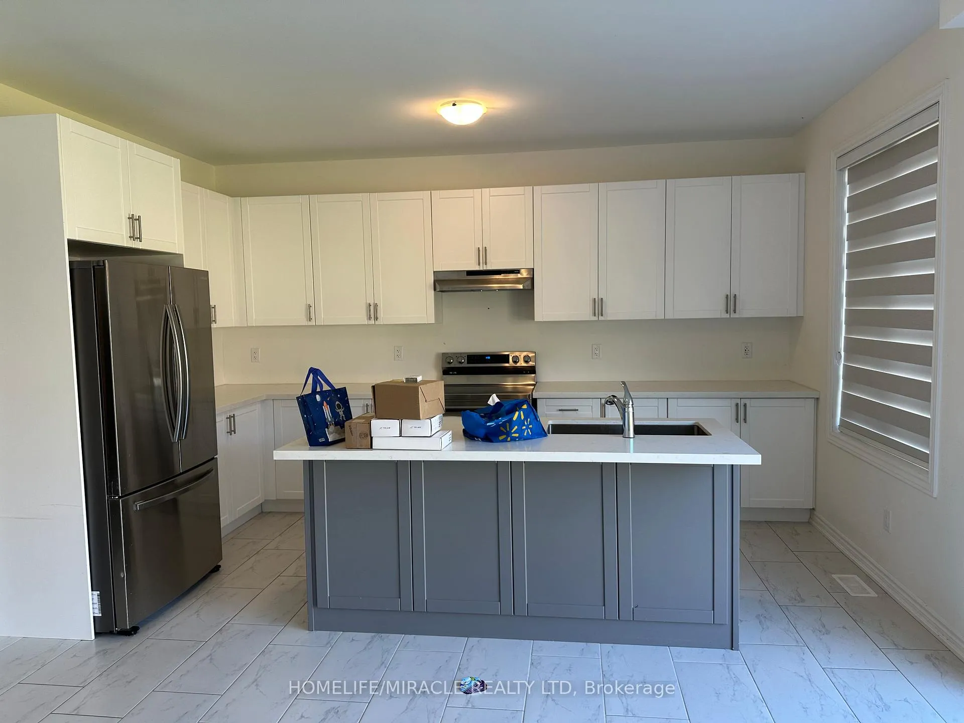 Photo 2 of 49 Nicort Road, Wasaga Beach — HOMEH