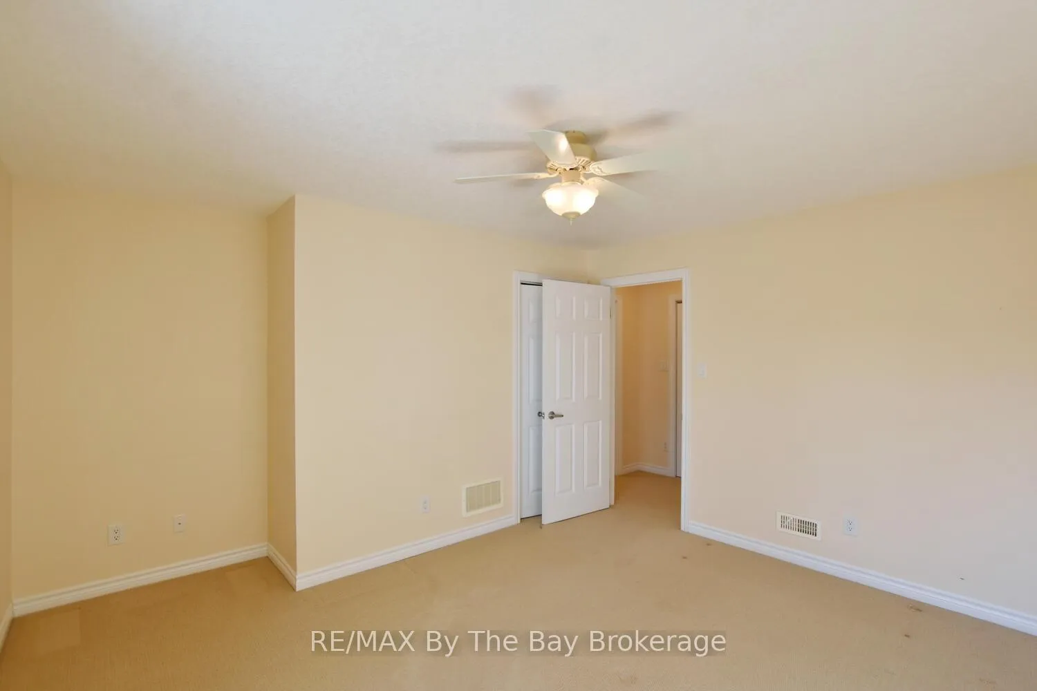 Photo 29 of 142 Meadow Lane, Wasaga Beach — HOMEH