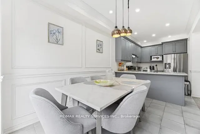 Photo 18 of 24 Benhurst Crescent, Brampton, Northwest Brampton — HOMEH