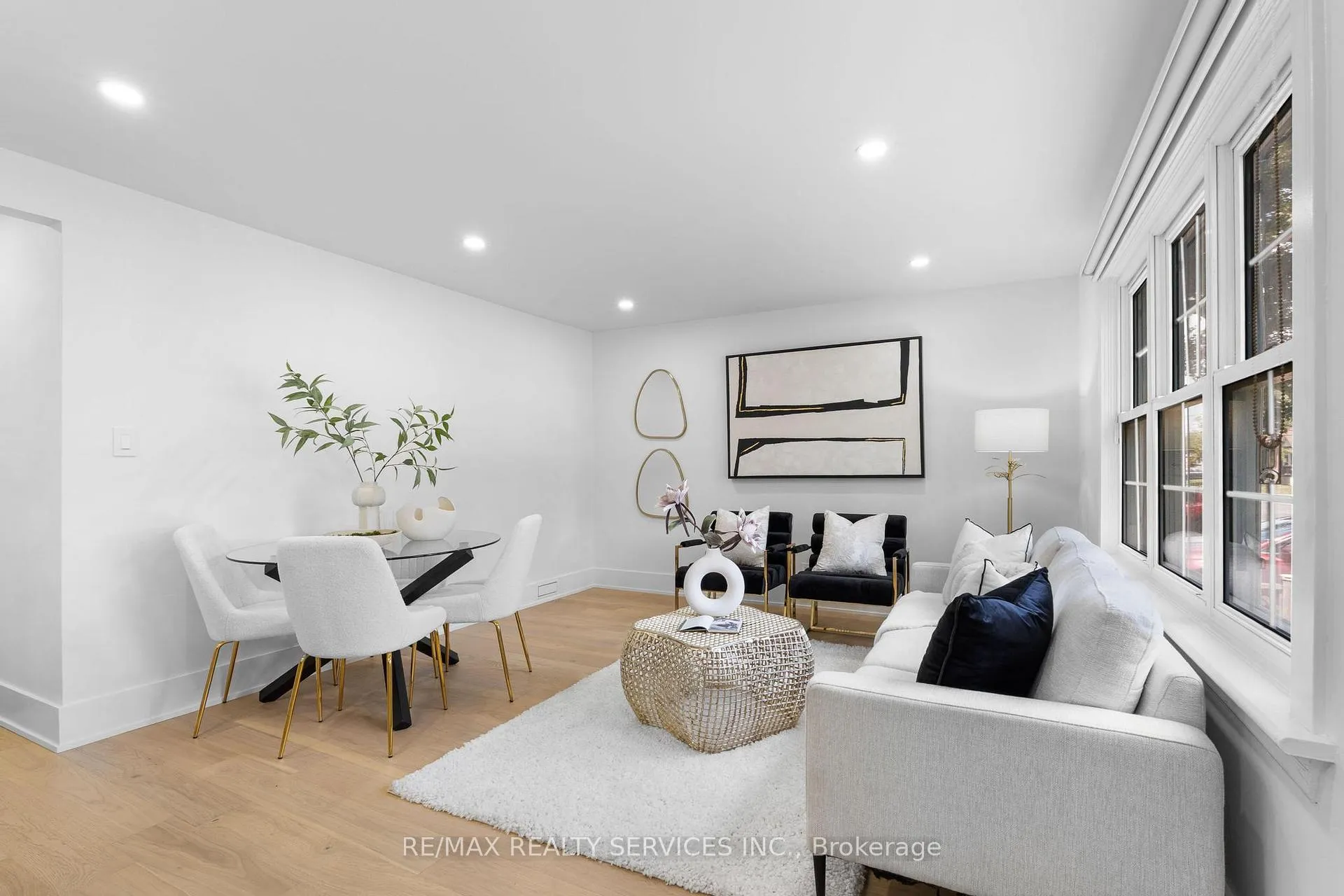 Photo 8 of 74 West 3rd Street, Hamilton, Bonnington — HOMEH
