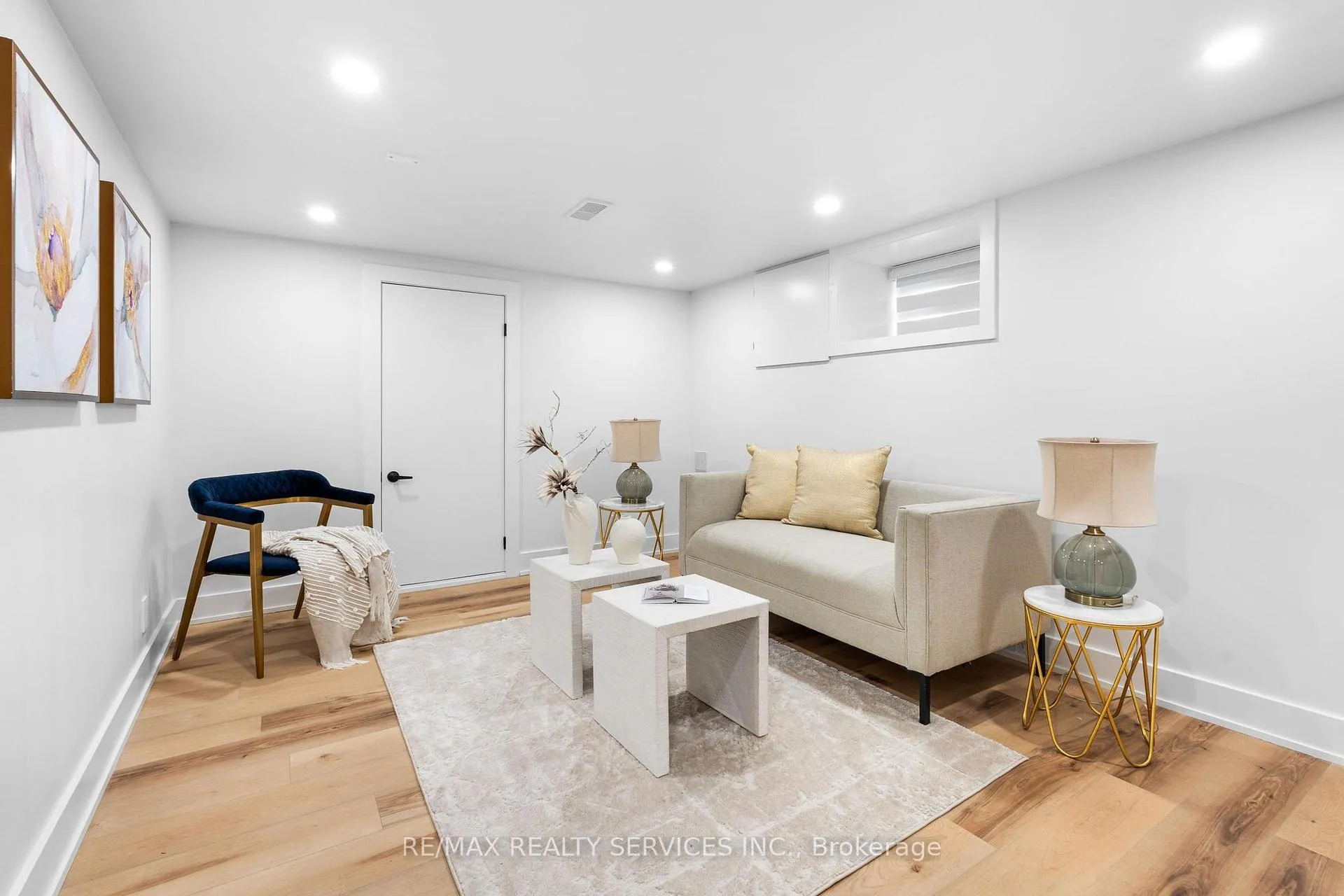 Photo 23 of 74 West 3rd Street, Hamilton, Bonnington — HOMEH