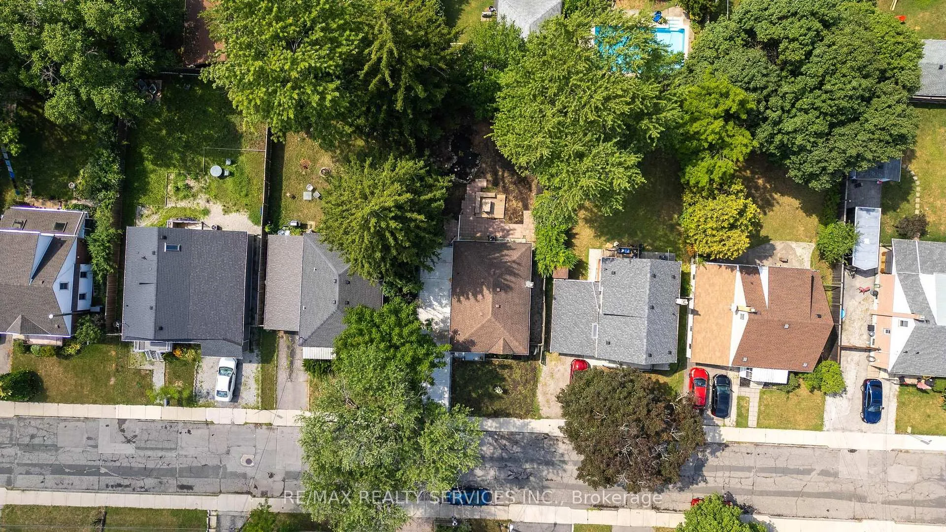 Photo 37 of 74 West 3rd Street, Hamilton, Bonnington — HOMEH