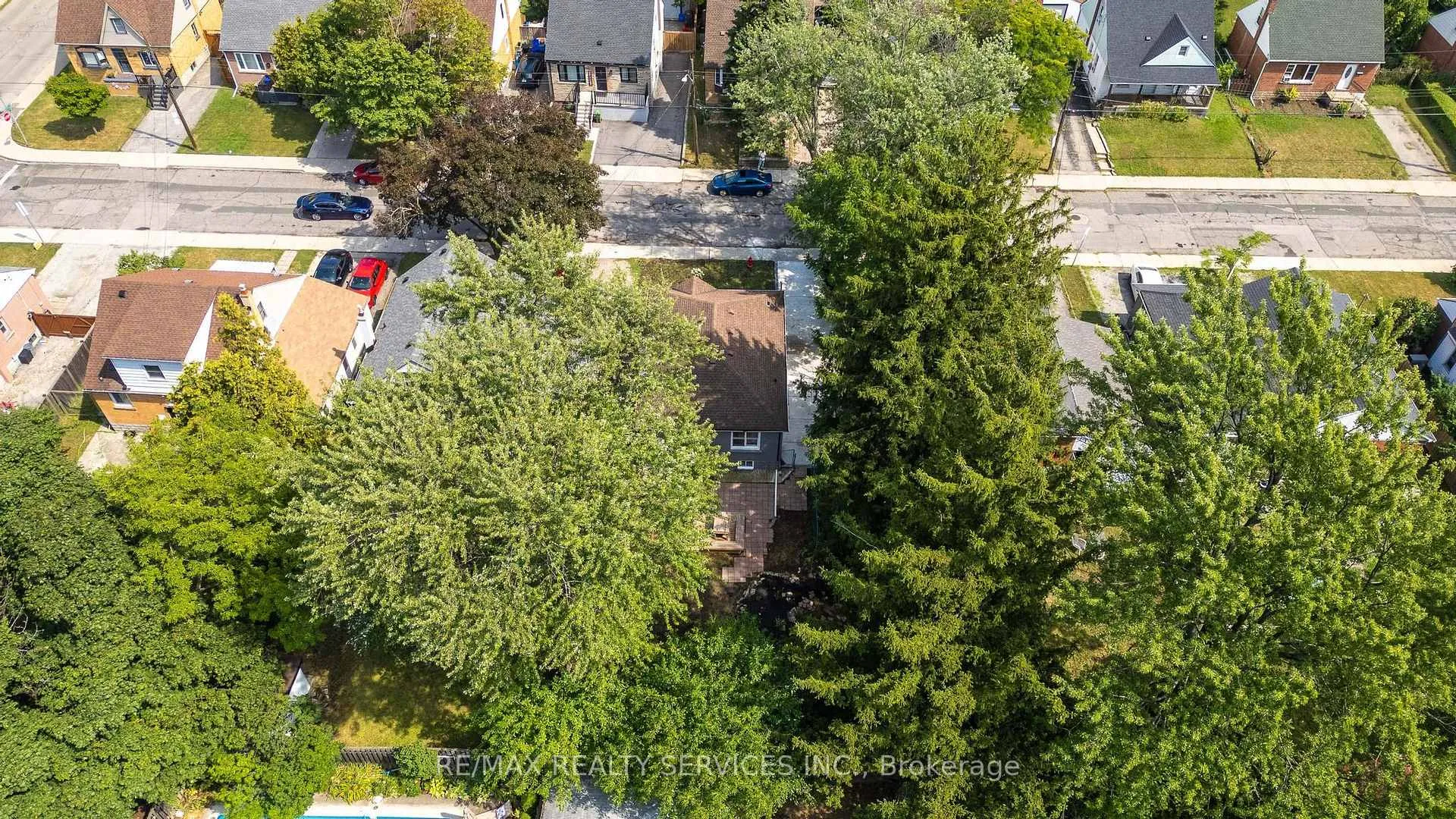 Photo 39 of 74 West 3rd Street, Hamilton, Bonnington — HOMEH