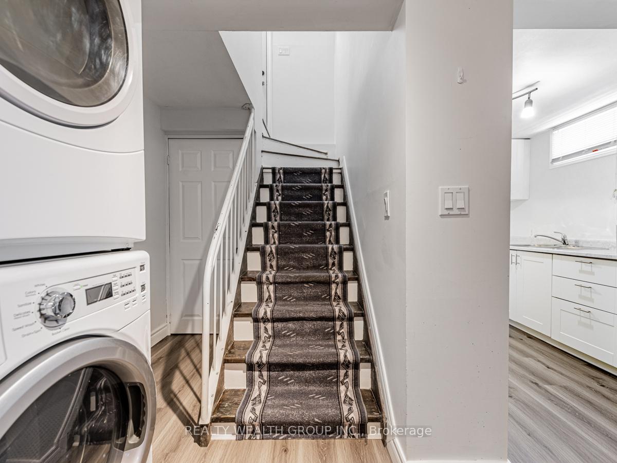 Photo 4 of Unit Bsmt, 187 Bayview Avenue, Georgina, Keswick South — HOMEH