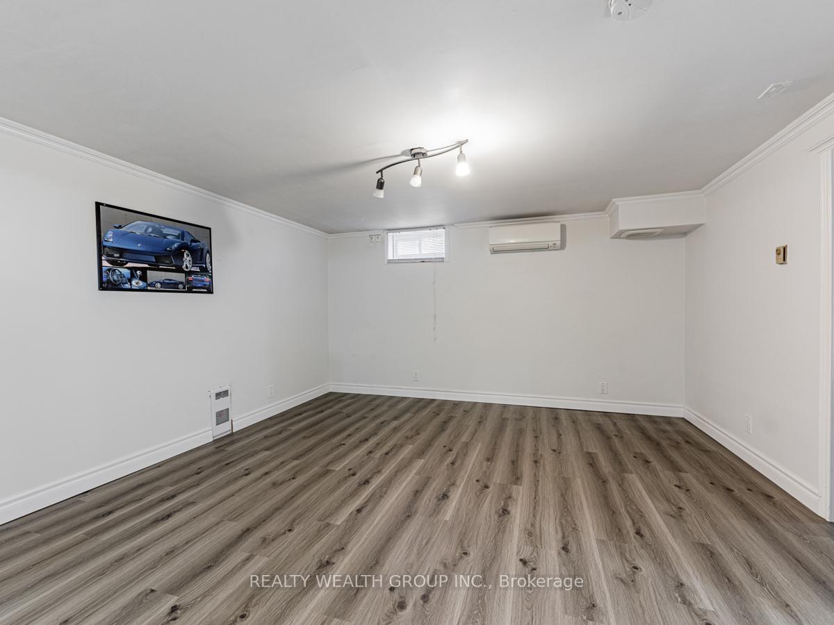 Photo 7 of Unit Bsmt, 187 Bayview Avenue, Georgina, Keswick South — HOMEH