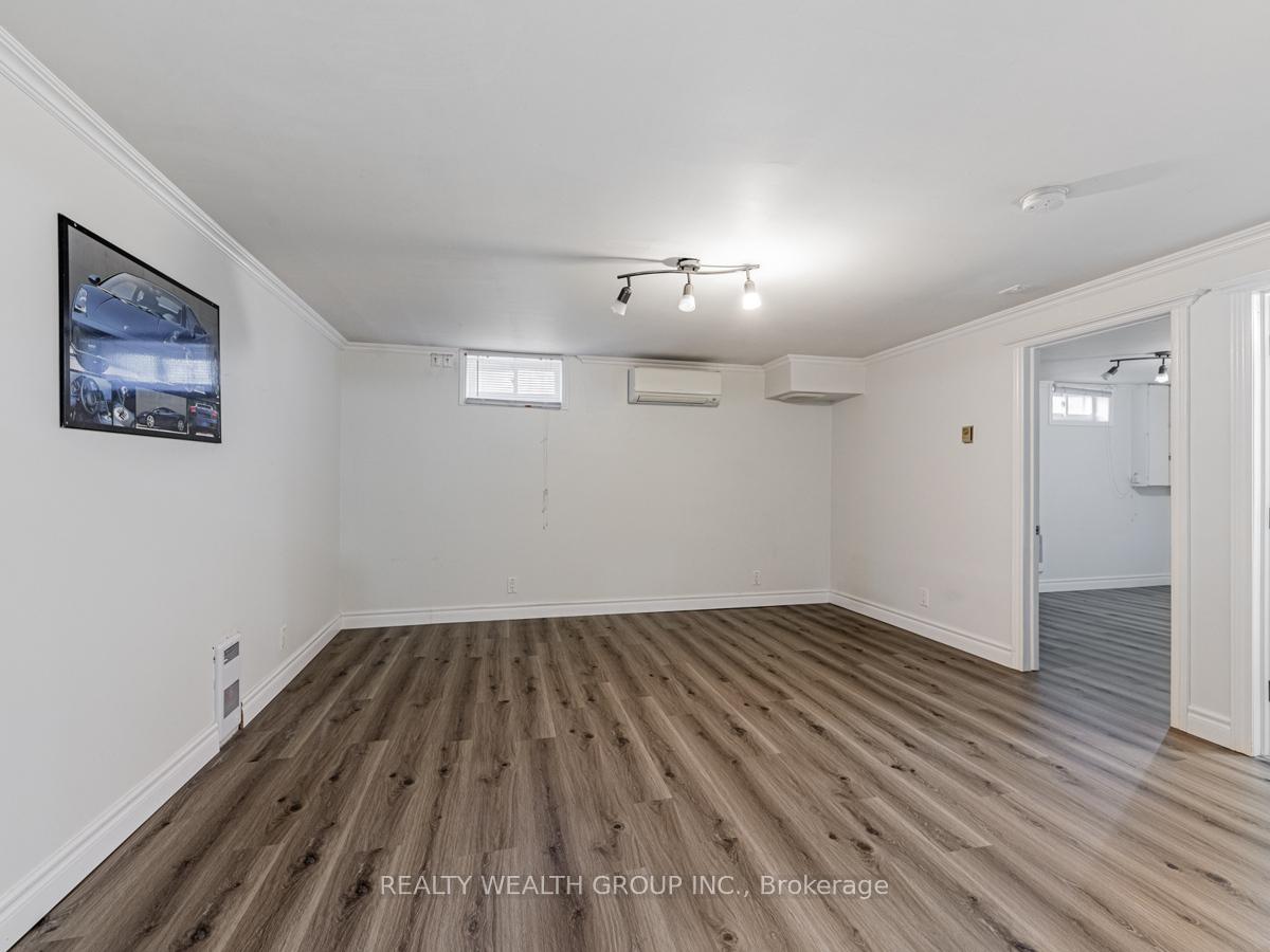 Photo 8 of Unit Bsmt, 187 Bayview Avenue, Georgina, Keswick South — HOMEH