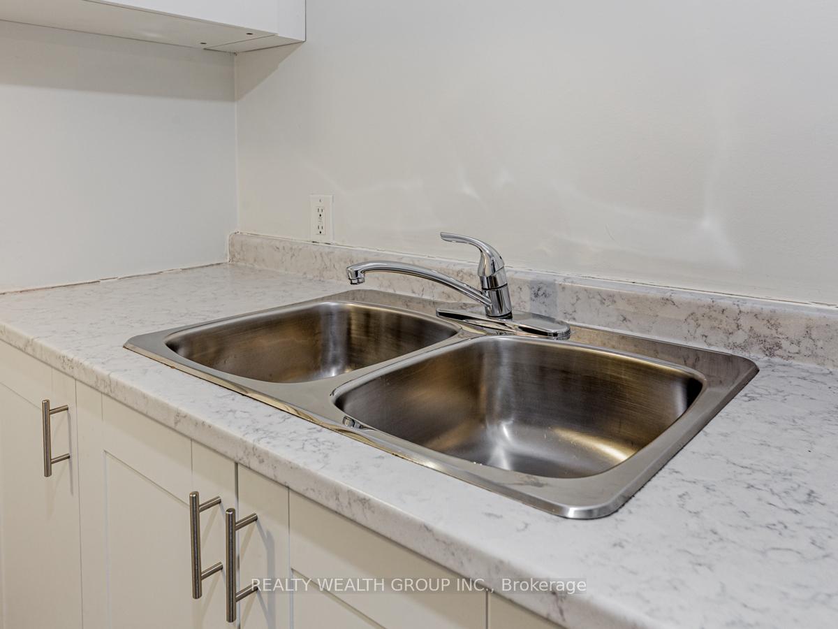 Photo 15 of Unit Bsmt, 187 Bayview Avenue, Georgina, Keswick South — HOMEH