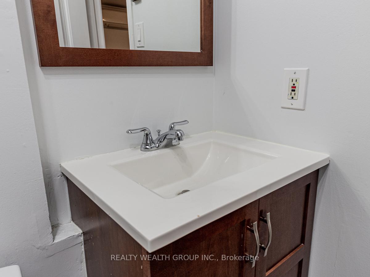 Photo 16 of Unit Bsmt, 187 Bayview Avenue, Georgina, Keswick South — HOMEH