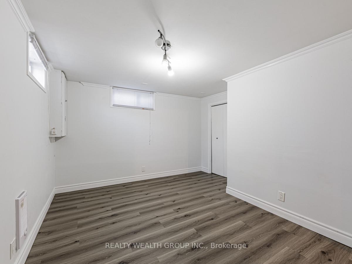 Photo 18 of Unit Bsmt, 187 Bayview Avenue, Georgina, Keswick South — HOMEH