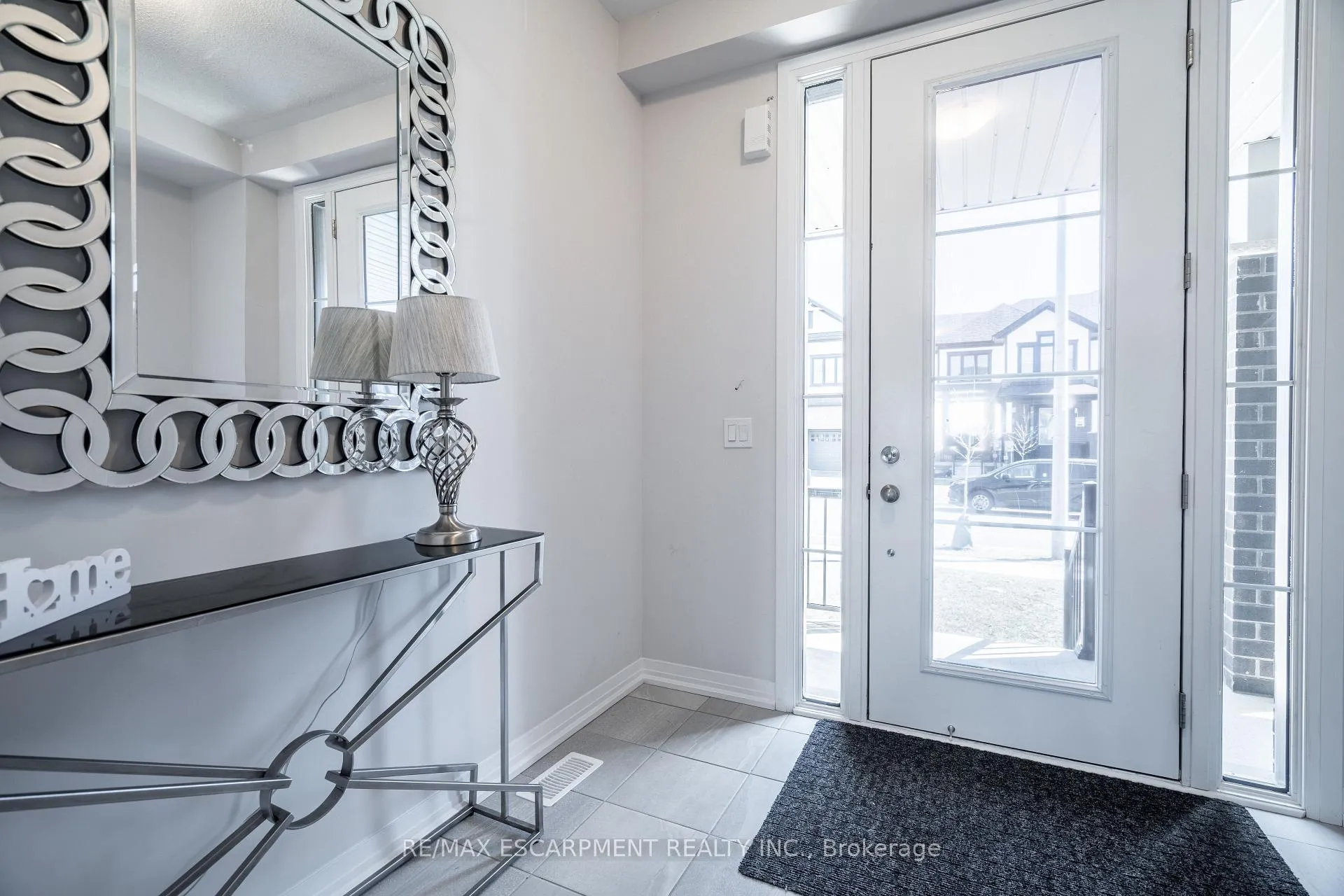 Photo 6 of 44 Freedom Crescent, Hamilton, Mount Hope — HOMEH