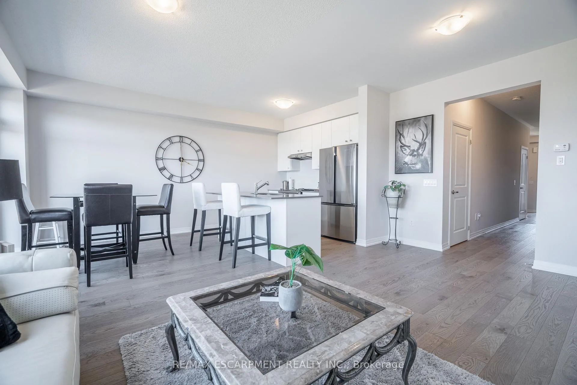 Photo 8 of 44 Freedom Crescent, Hamilton, Mount Hope — HOMEH