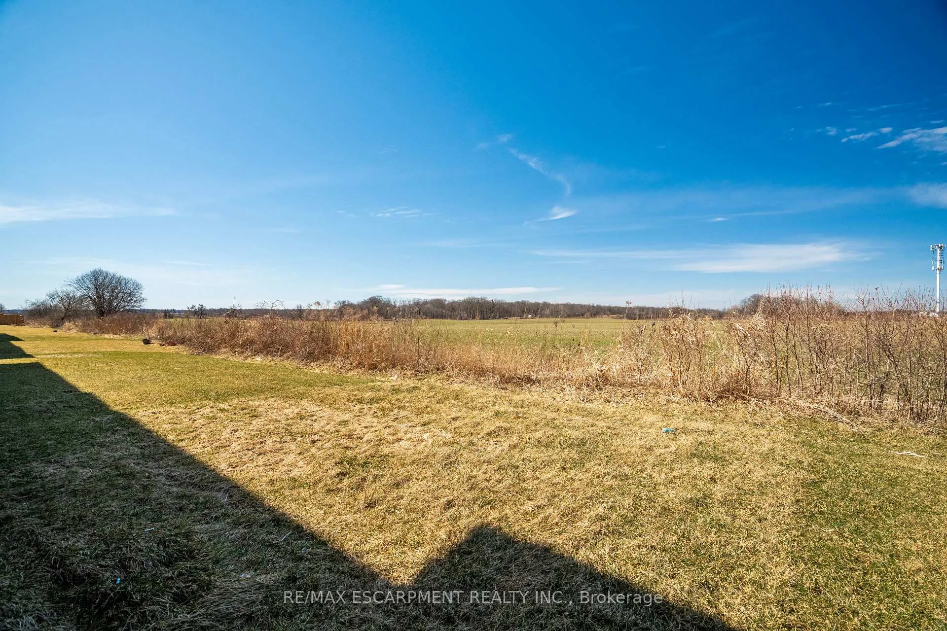 Photo 37 of 44 Freedom Crescent, Hamilton, Mount Hope — HOMEH
