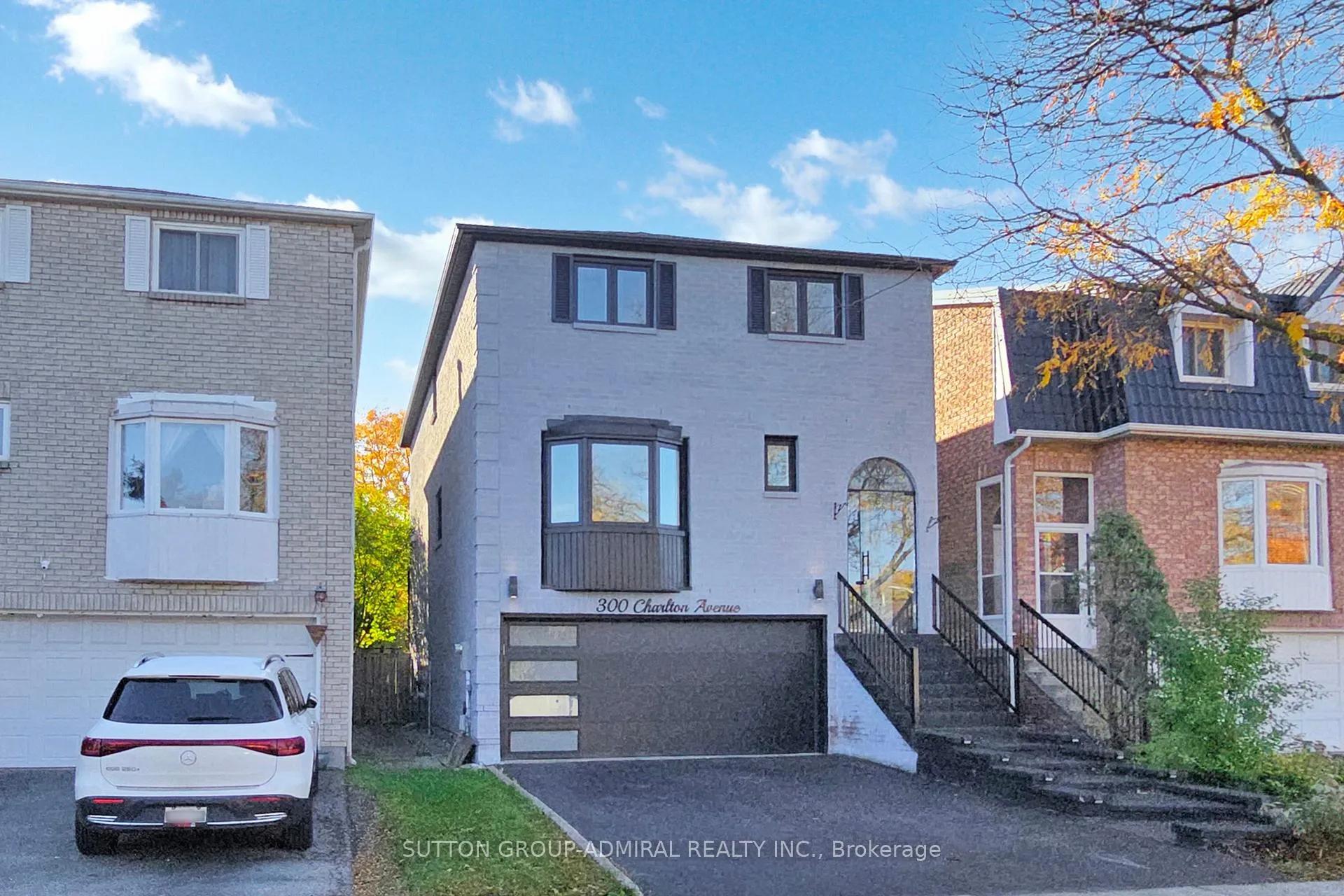 Front of 300 Charlton Avenue