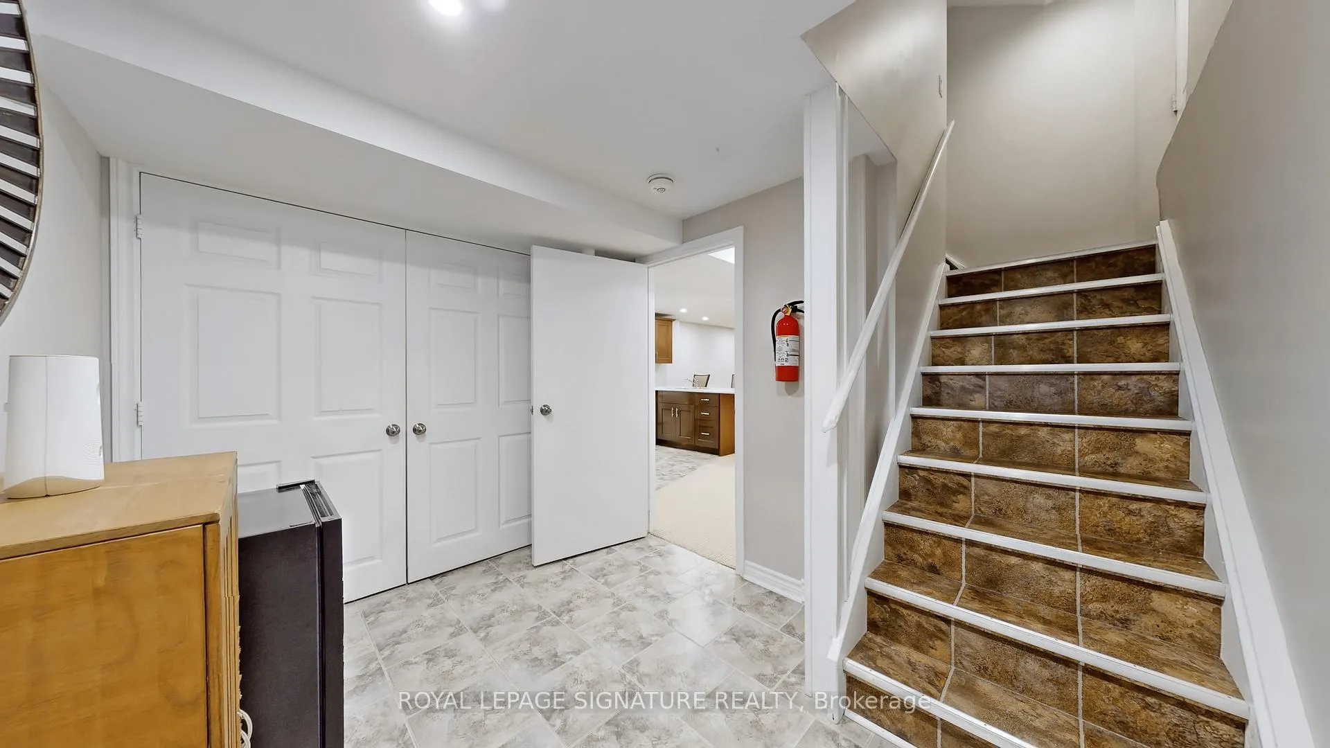 Photo 2 of 63 Hamilton Hall Drive, Markham, Markham Village — HOMEH