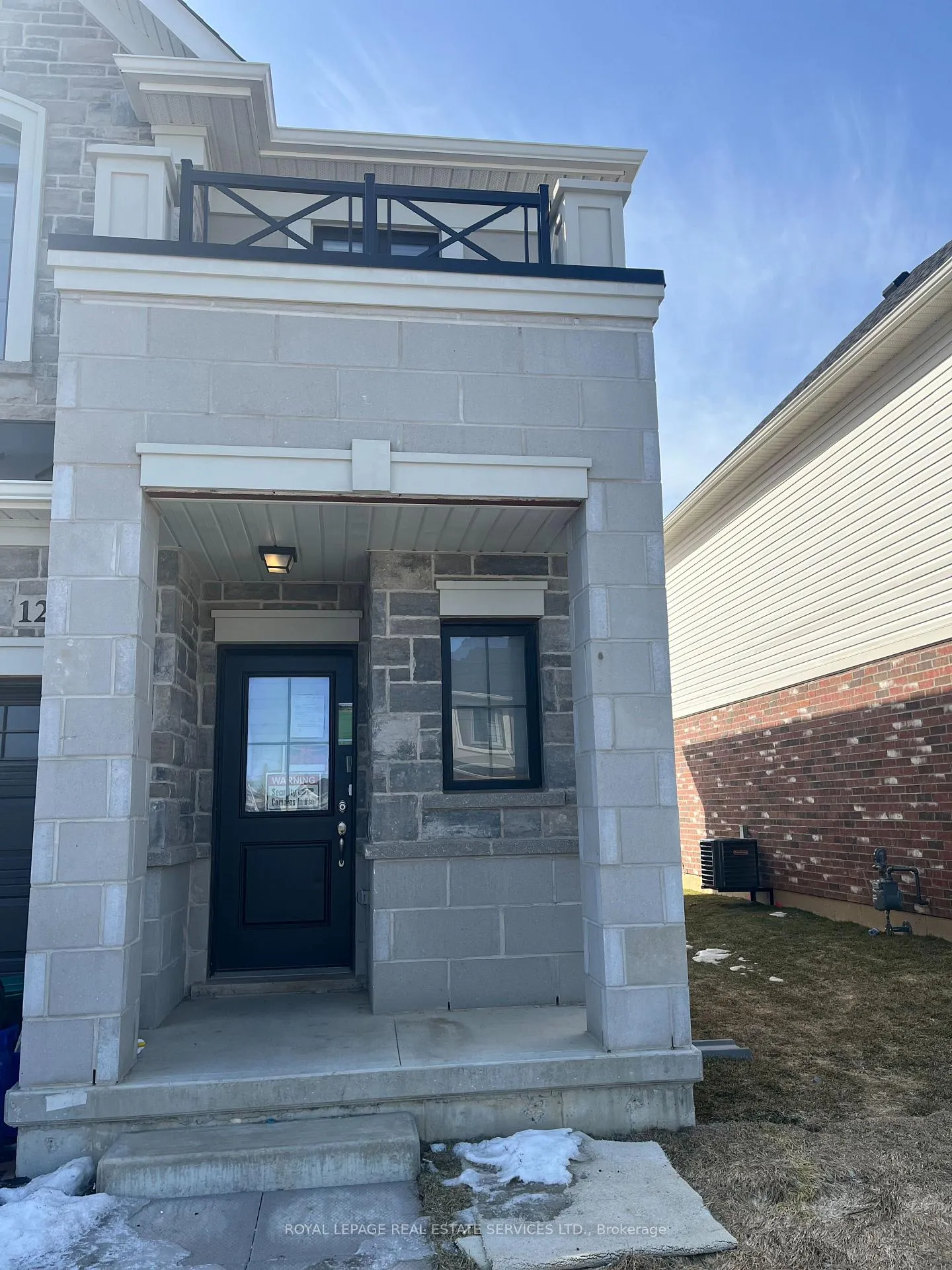 Photo 2 of 129 Aquasanta Crescent, Hamilton, Ryckmans — HOMEH