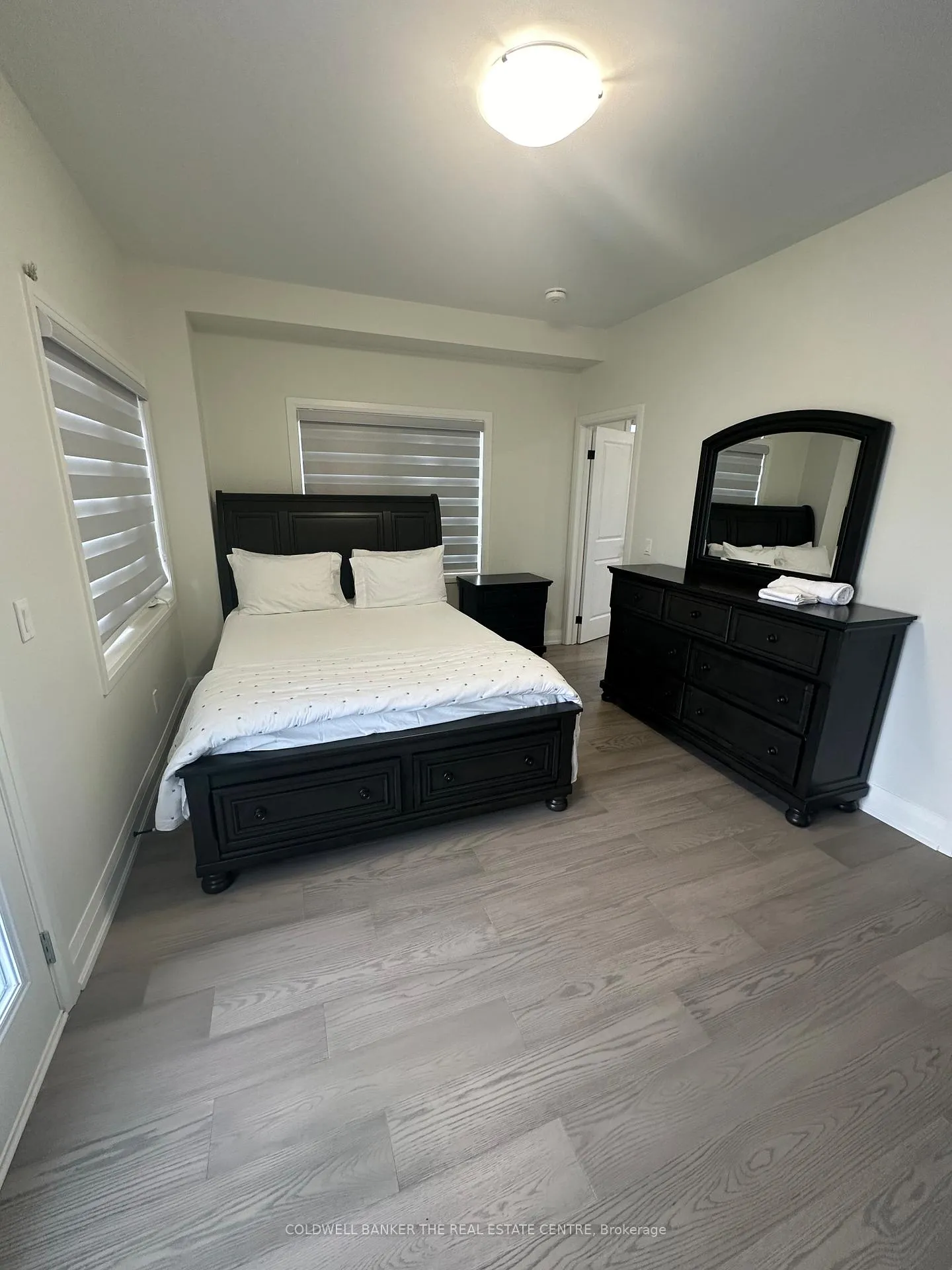 Photo 9 of 35 Gerry Henry Lane, Clarington, Courtice — HOMEH