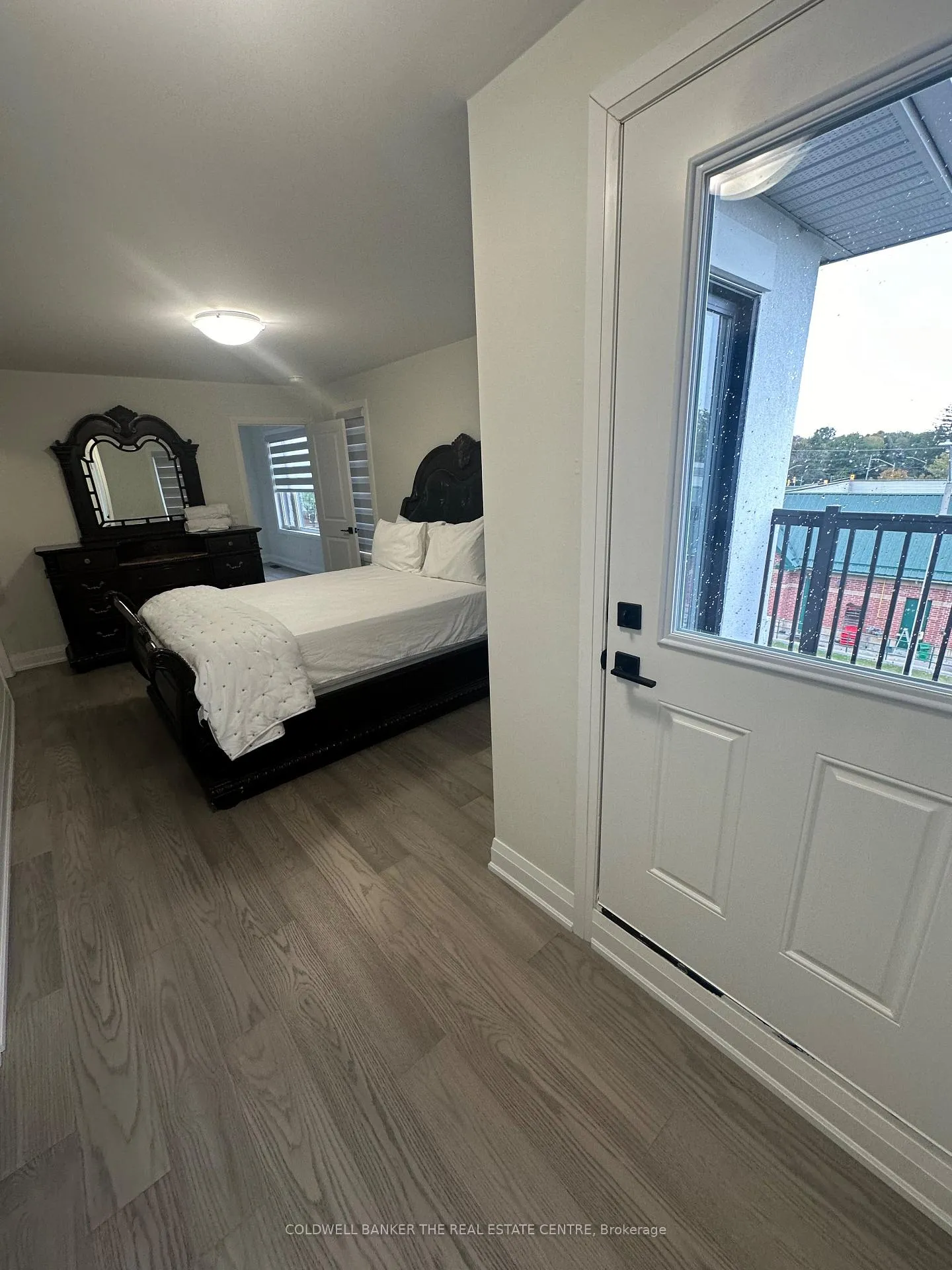 Photo 30 of 35 Gerry Henry Lane, Clarington, Courtice — HOMEH