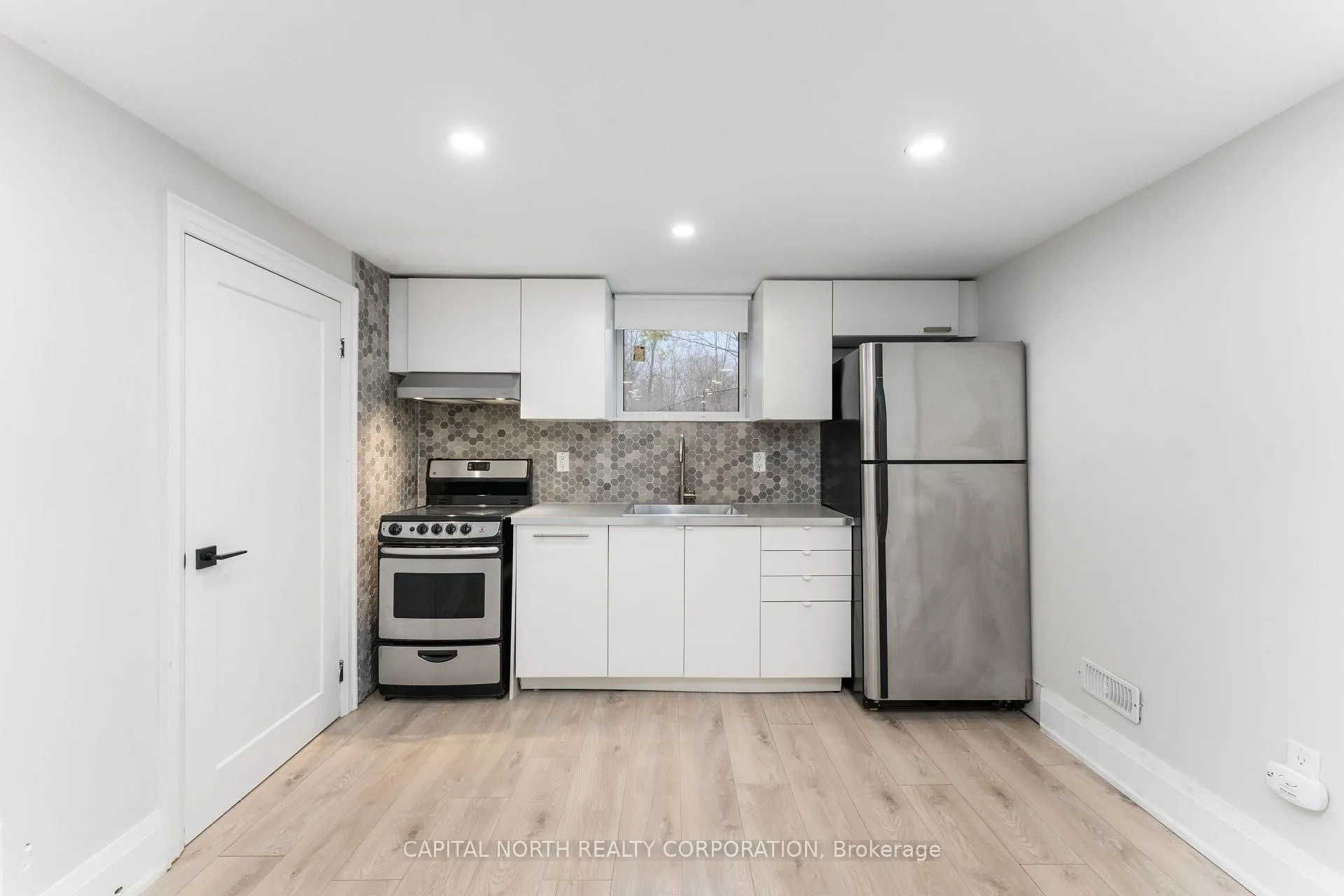 Photo 9 of 88 Downey Drive, Caledon, Bolton East — HOMEH