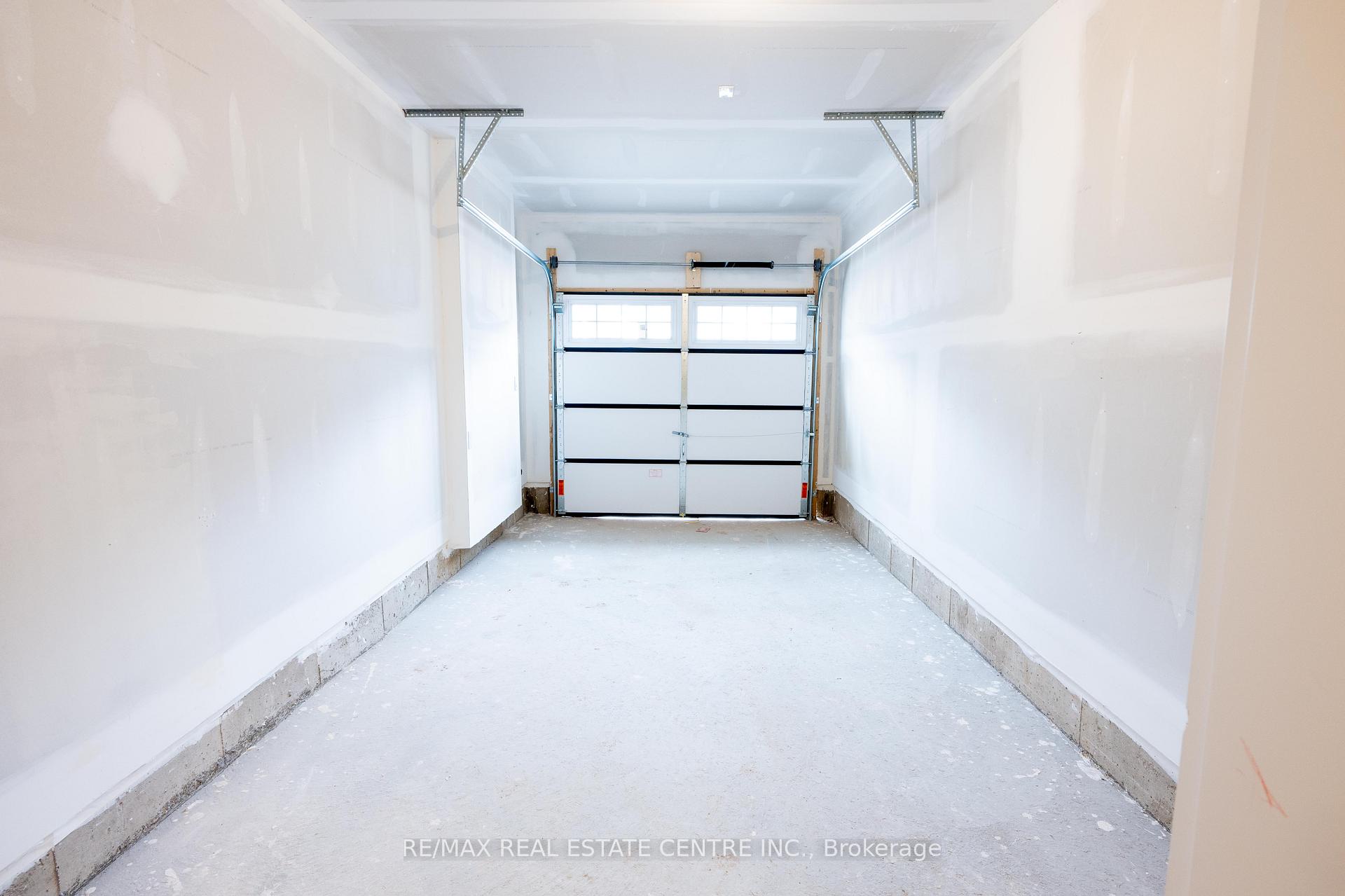 Photo 18 of 125 Molozzi Street, Erin — HOMEH