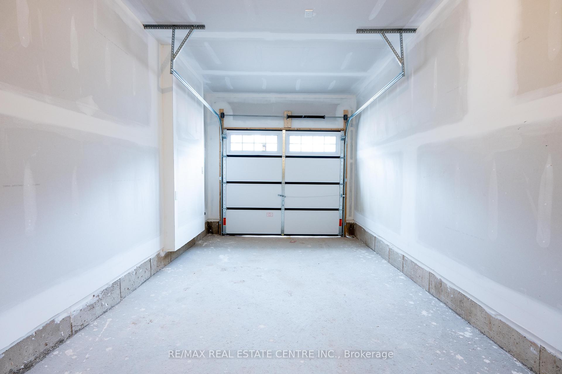 Photo 19 of 125 Molozzi Street, Erin — HOMEH