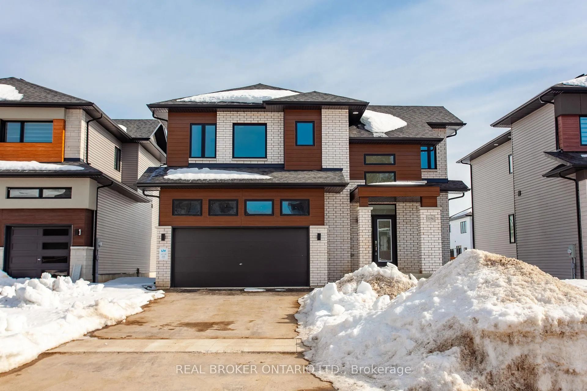 Photo 1 of 3186 Searidge Street, Severn, West Shore — HOMEH