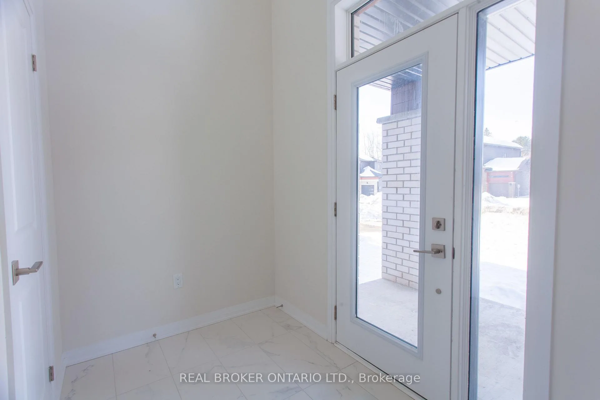 Photo 4 of 3186 Searidge Street, Severn, West Shore — HOMEH