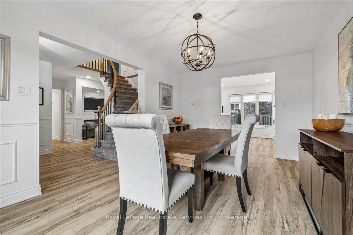 Photo 6 of 3231 Pinemeadow Drive, Burlington, Headon — HOMEH
