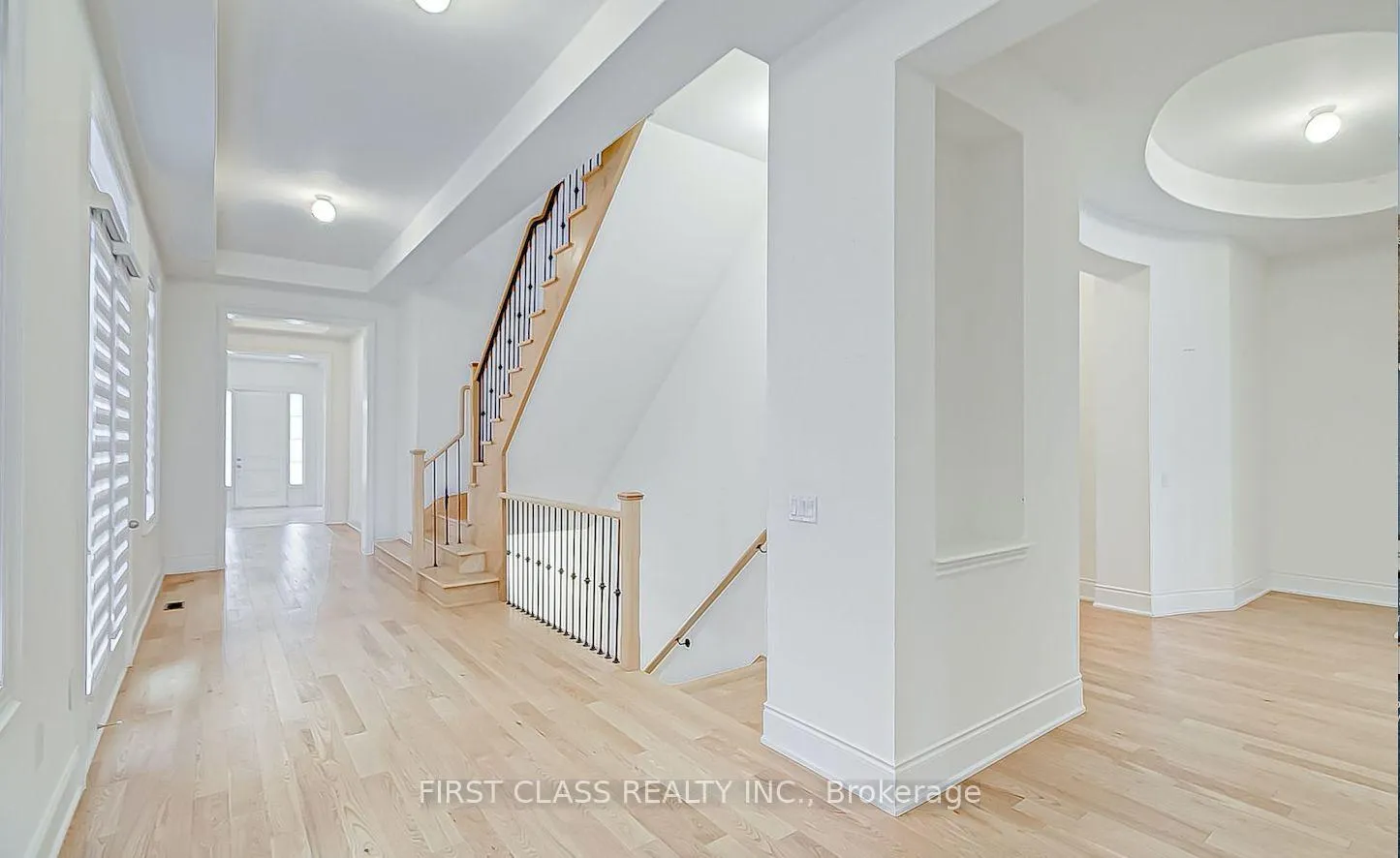 Photo 13 of 265 Woodgate Pines Drive, Vaughan, Kleinburg — HOMEH