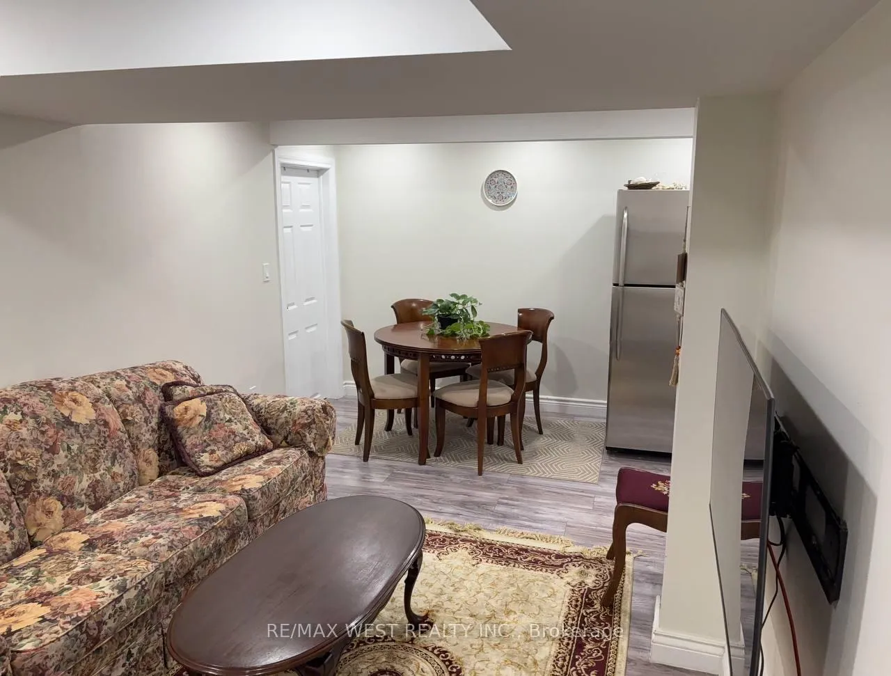 Photo 2 of 204 Borealis Avenue, Aurora, Bayview Northeast — HOMEH