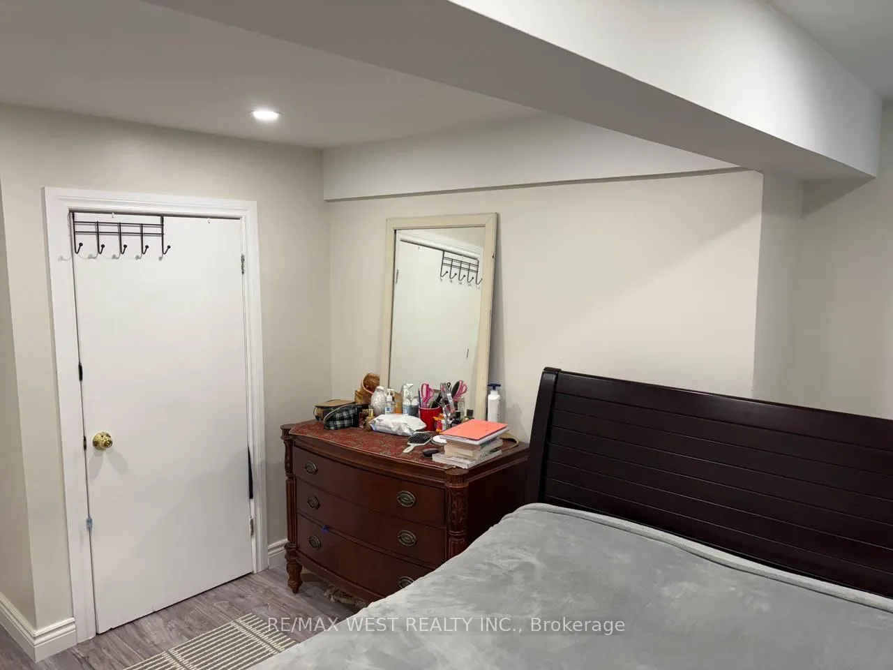 Photo 10 of 204 Borealis Avenue, Aurora, Bayview Northeast — HOMEH