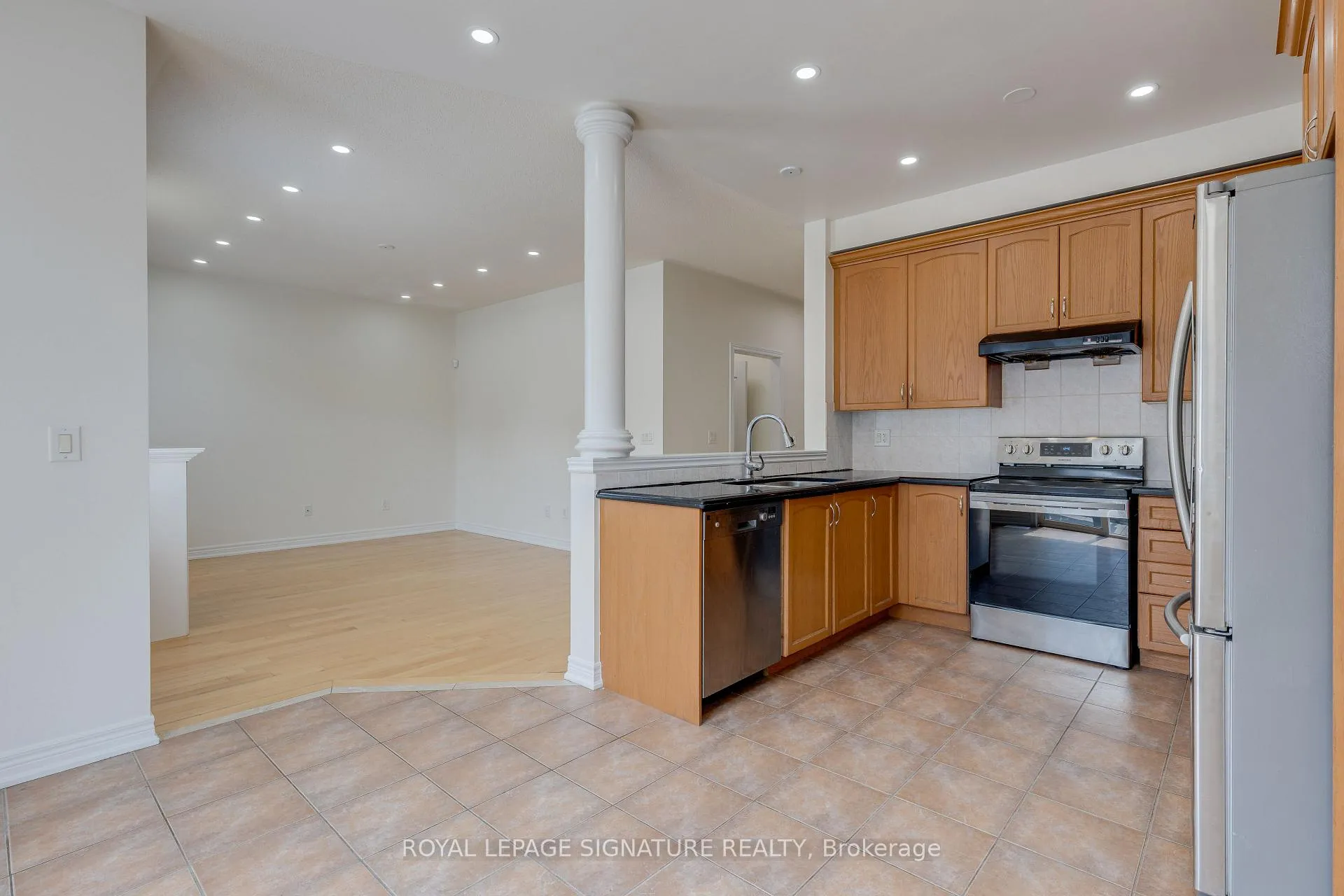 Photo 12 of 39 Hermitage Boulevard, Markham, Wismer — HOMEH