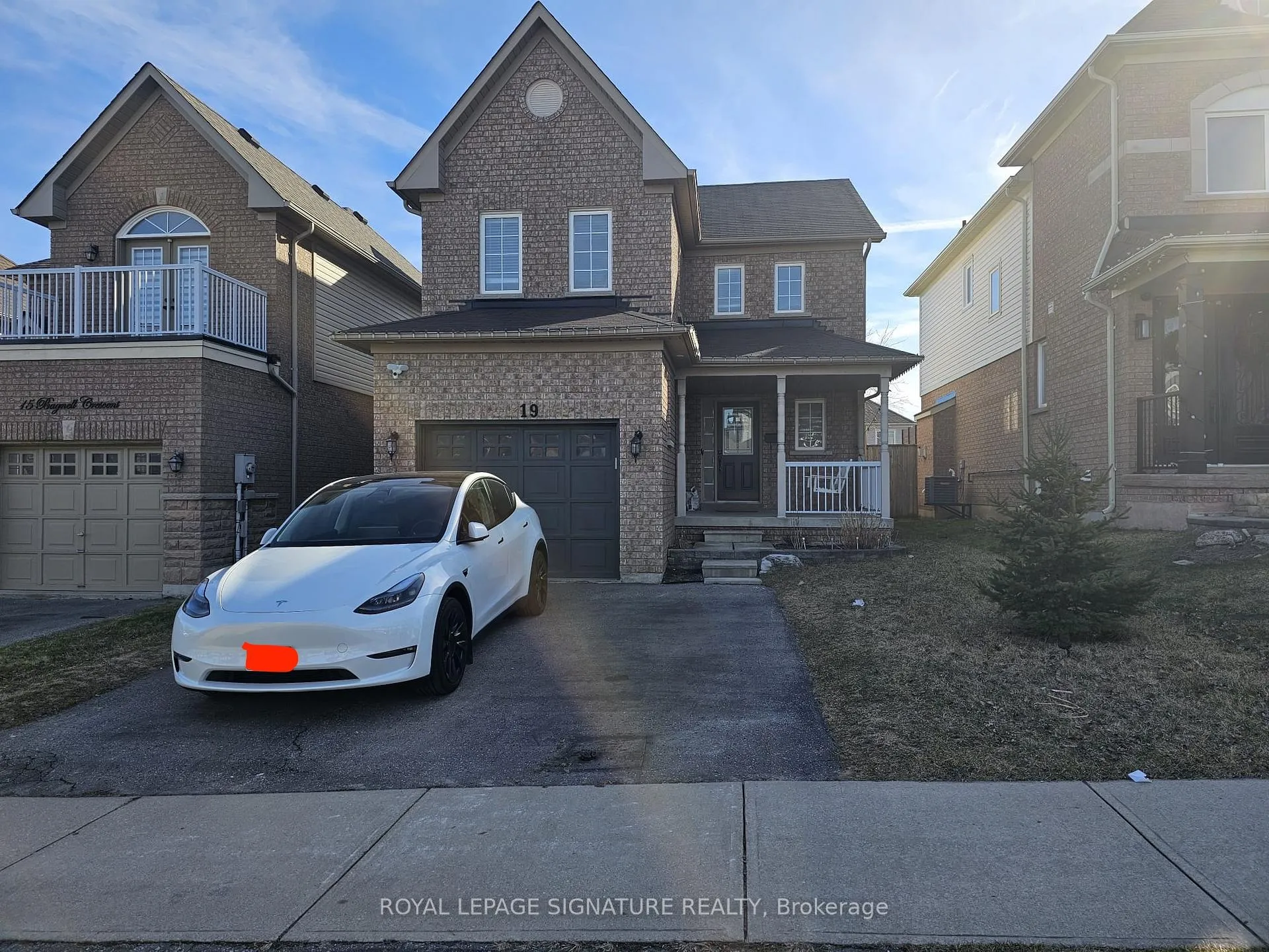 Photo 1 of 19 Bagnell Crescent, Clarington, Bowmanville — HOMEH