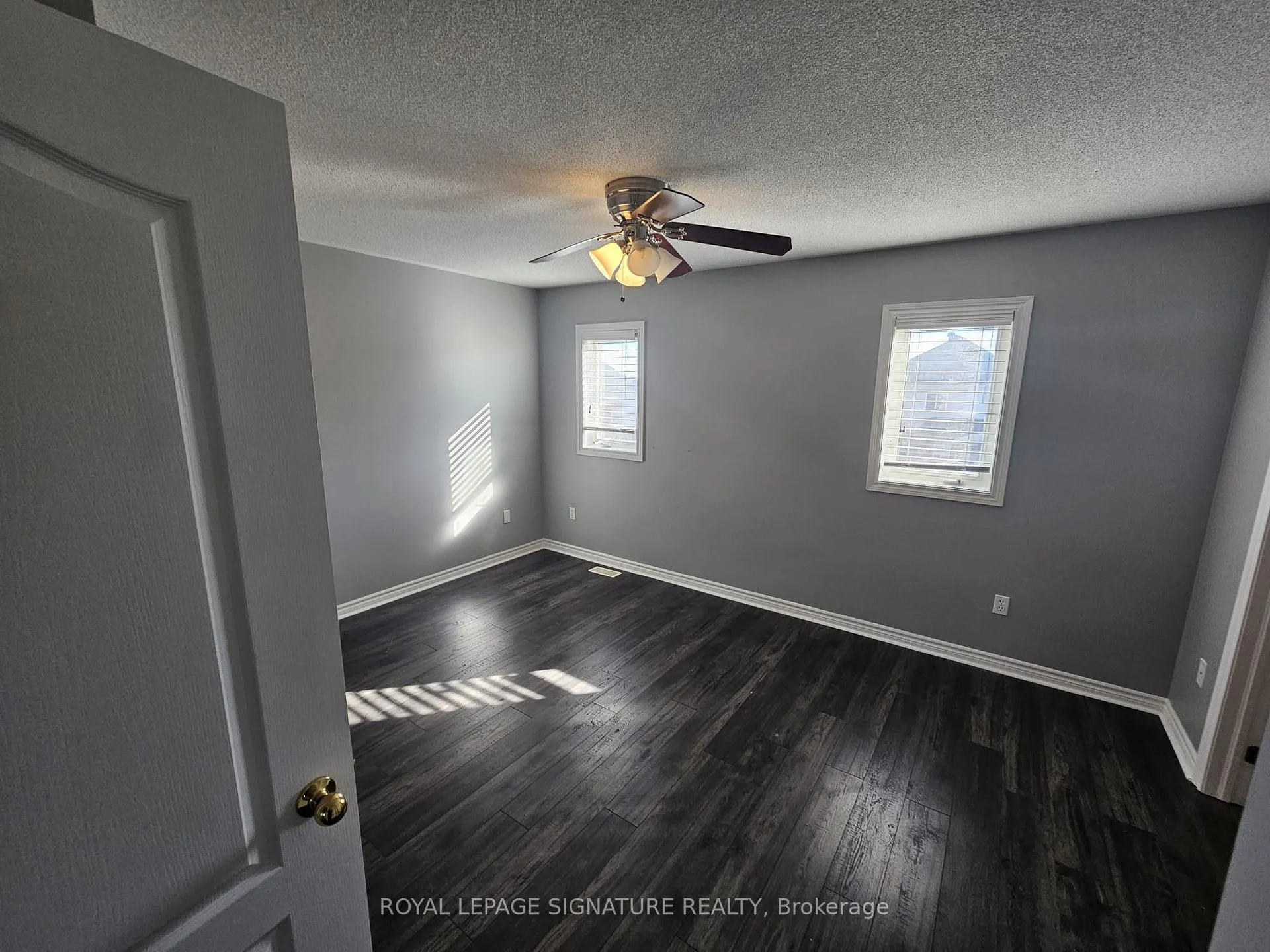 Photo 15 of 19 Bagnell Crescent, Clarington, Bowmanville — HOMEH