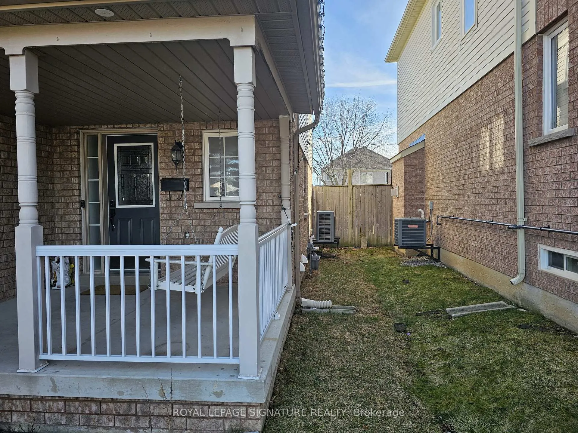 Photo 23 of 19 Bagnell Crescent, Clarington, Bowmanville — HOMEH
