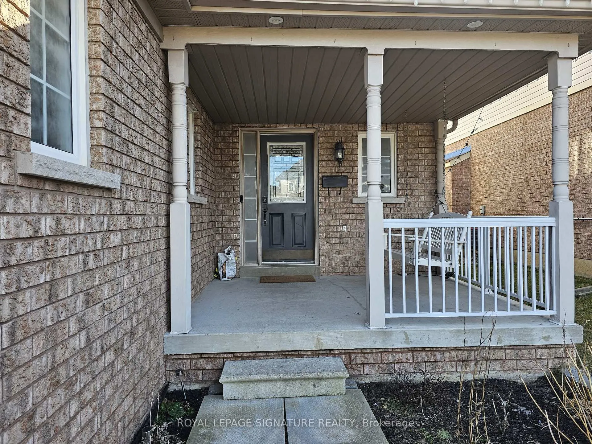 Photo 24 of 19 Bagnell Crescent, Clarington, Bowmanville — HOMEH