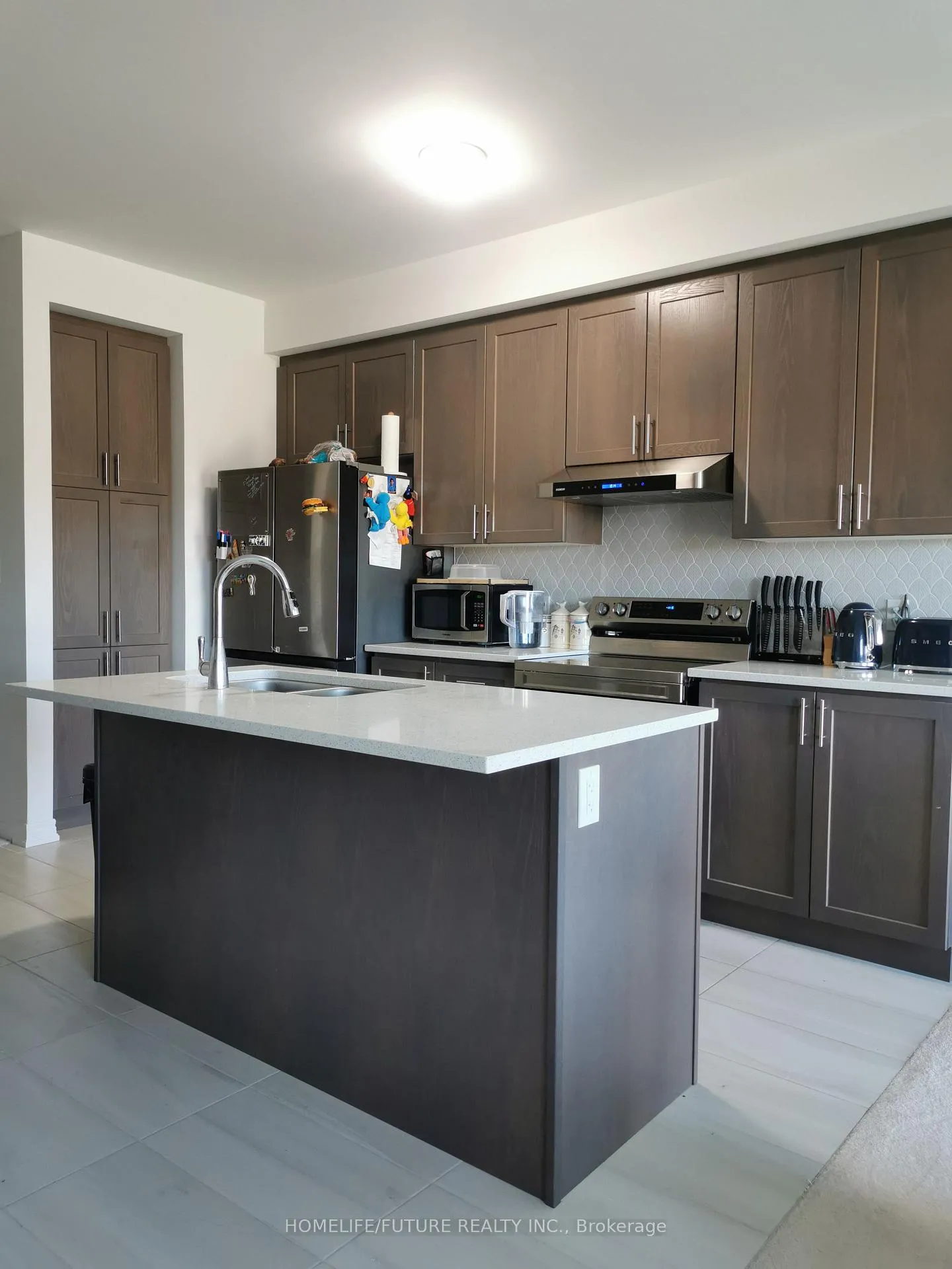 Photo 5 of 1044 Lockie Drive, Oshawa, Kedron — HOMEH