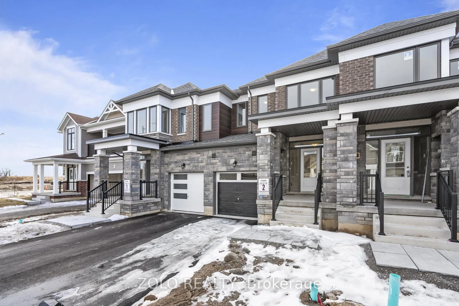 Photo 3 of 69 Bannister Road, Barrie, Rural Barrie Southeast — HOMEH