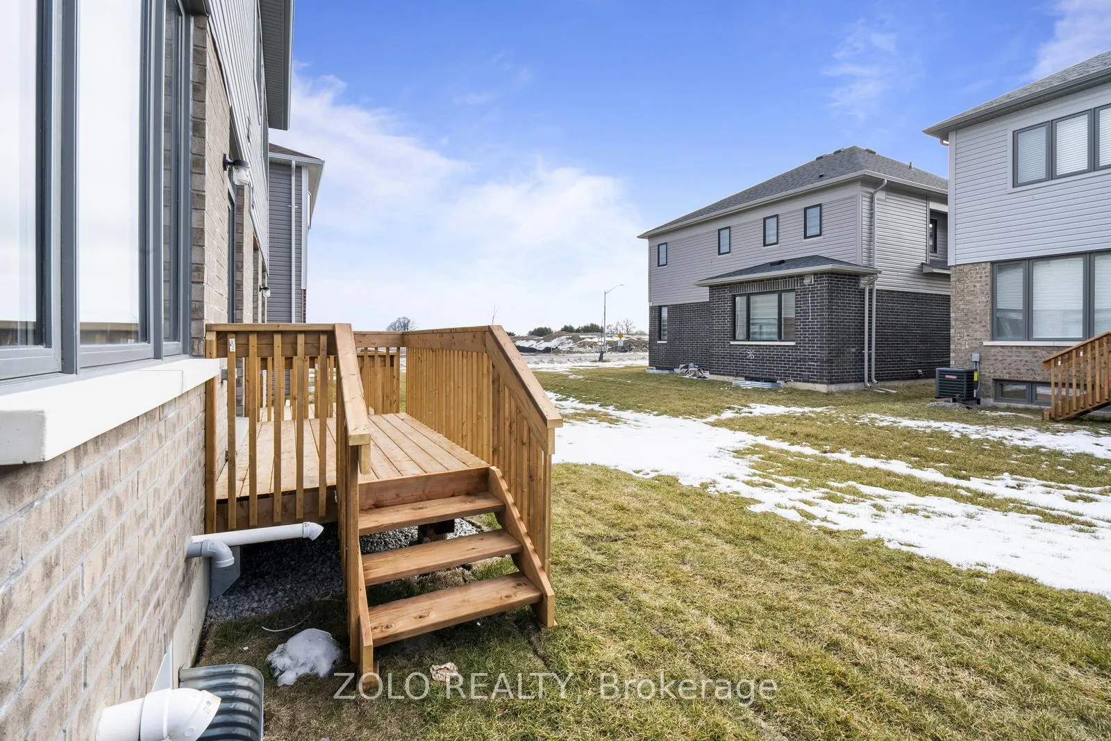 Photo 31 of 69 Bannister Road, Barrie, Rural Barrie Southeast — HOMEH