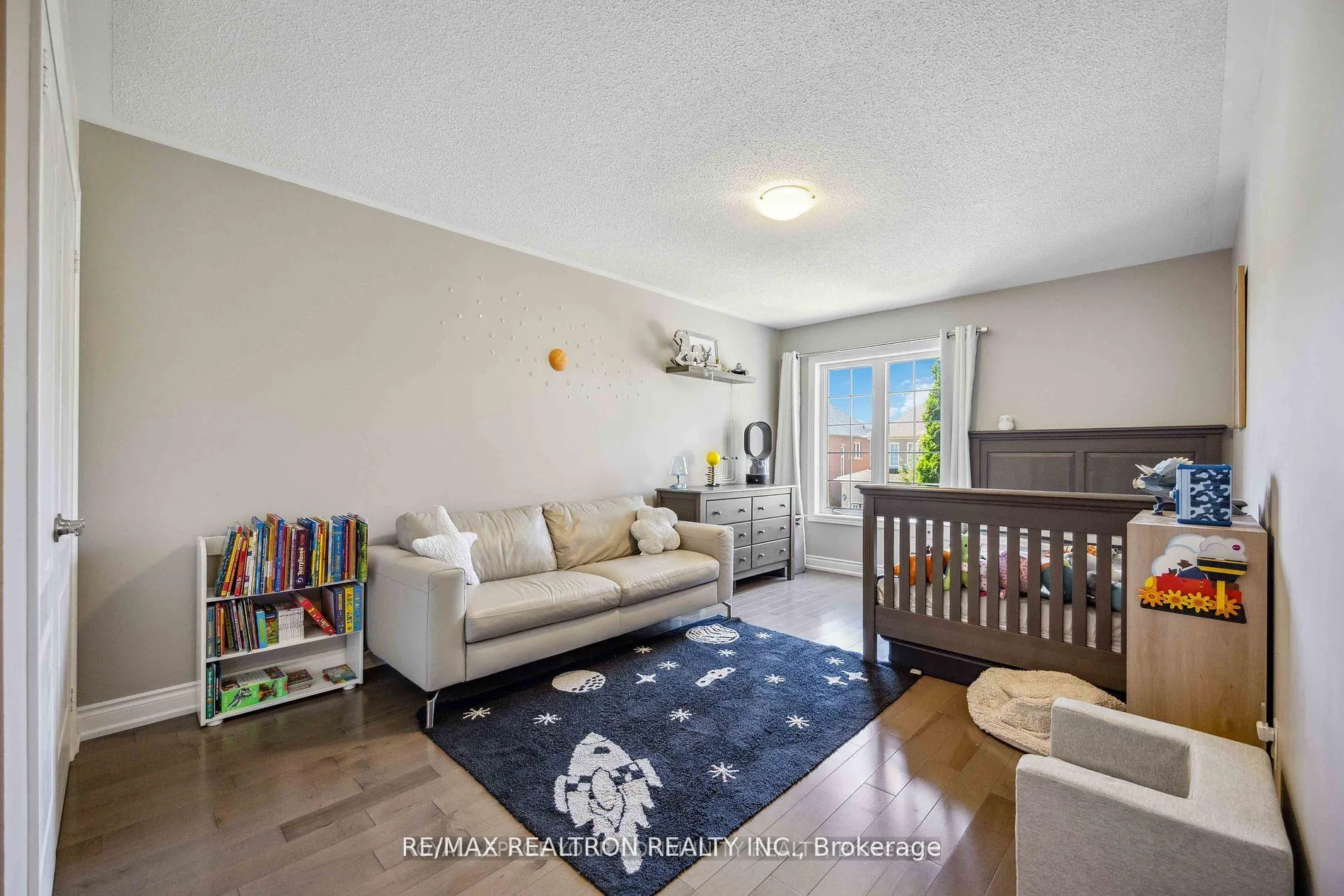 Photo 20 of 49 Arbourview Drive, Vaughan, Patterson — HOMEH