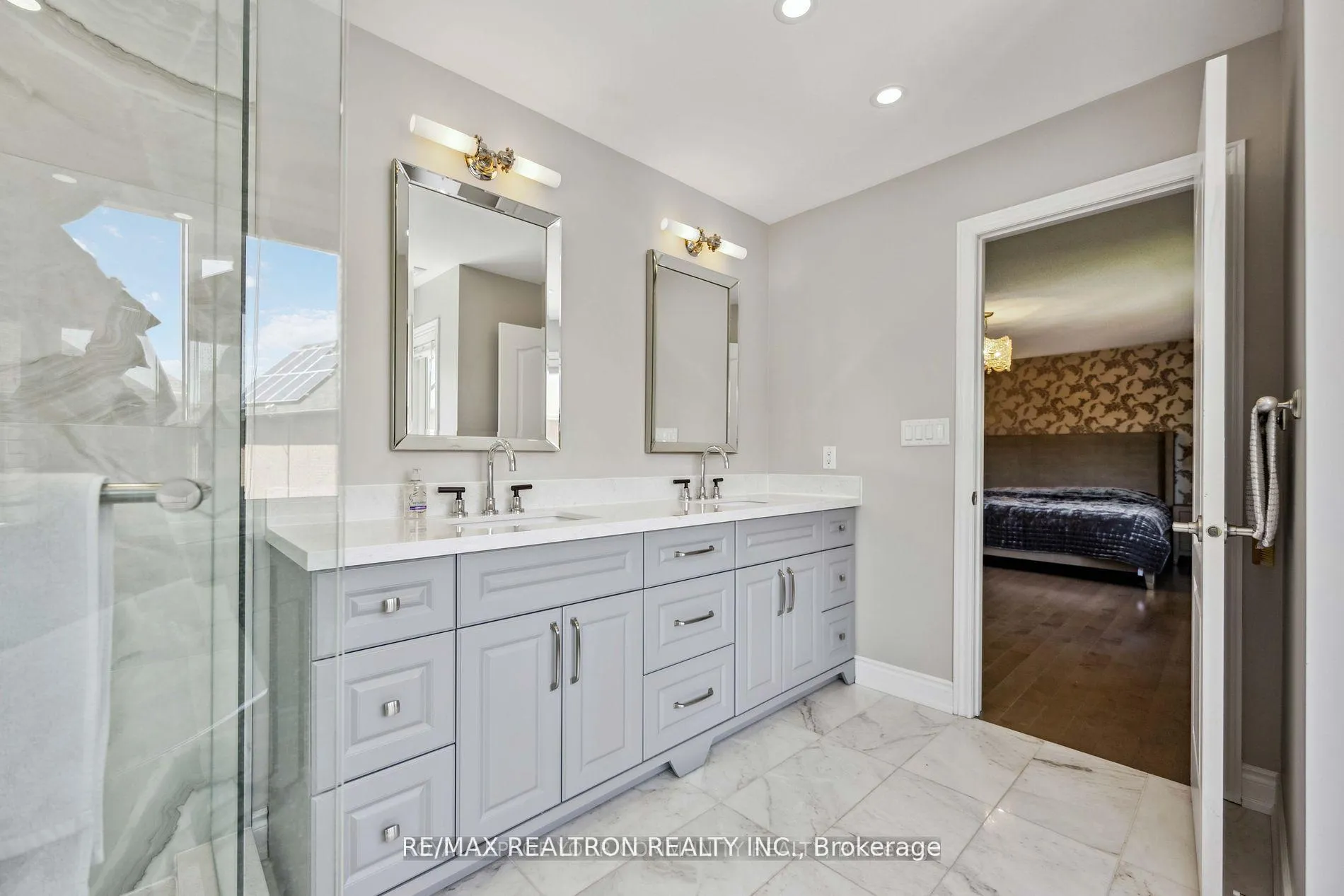 Photo 34 of 49 Arbourview Drive, Vaughan, Patterson — HOMEH