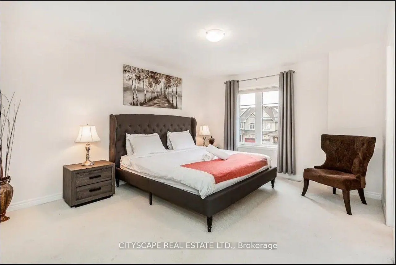 Photo 11 of 44 Bradbury Road, Hamilton, Stoney Creek — HOMEH