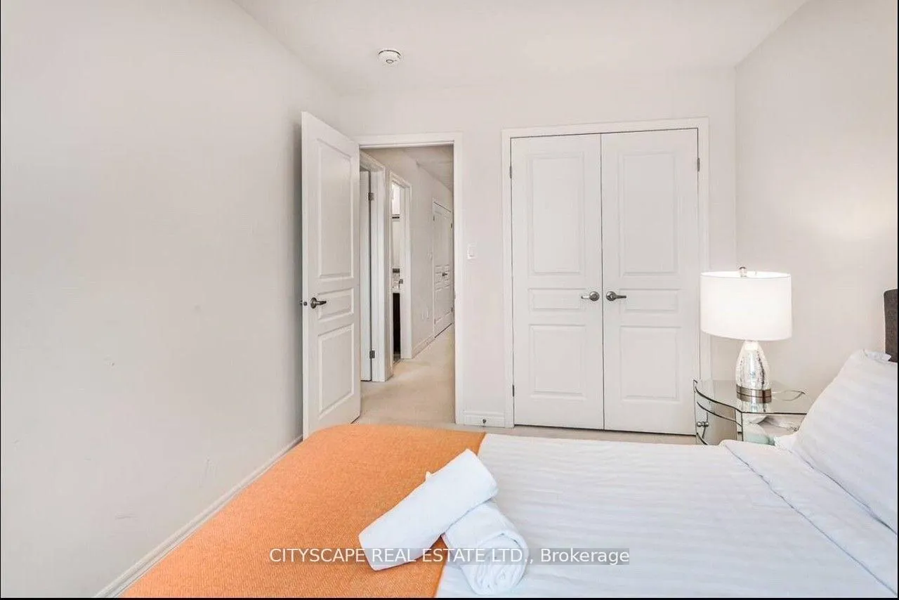 Photo 16 of 44 Bradbury Road, Hamilton, Stoney Creek — HOMEH