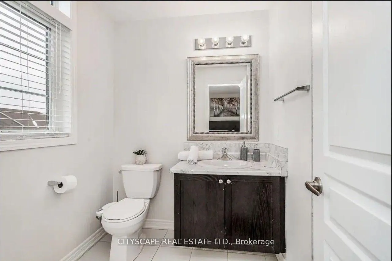 Photo 21 of 44 Bradbury Road, Hamilton, Stoney Creek — HOMEH