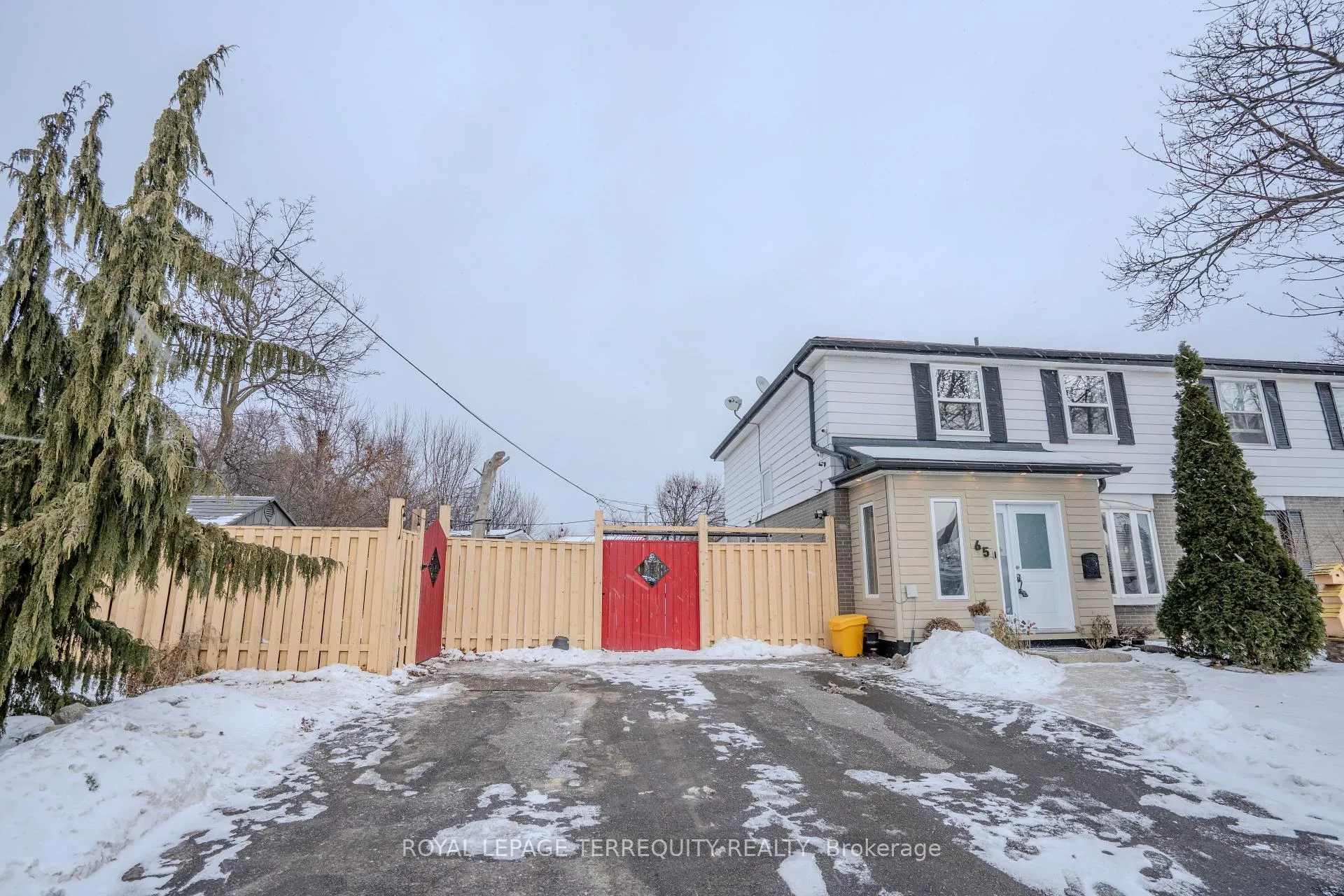 Photo 6 of 65 Dorset Drive, Brampton, Southgate — HOMEH
