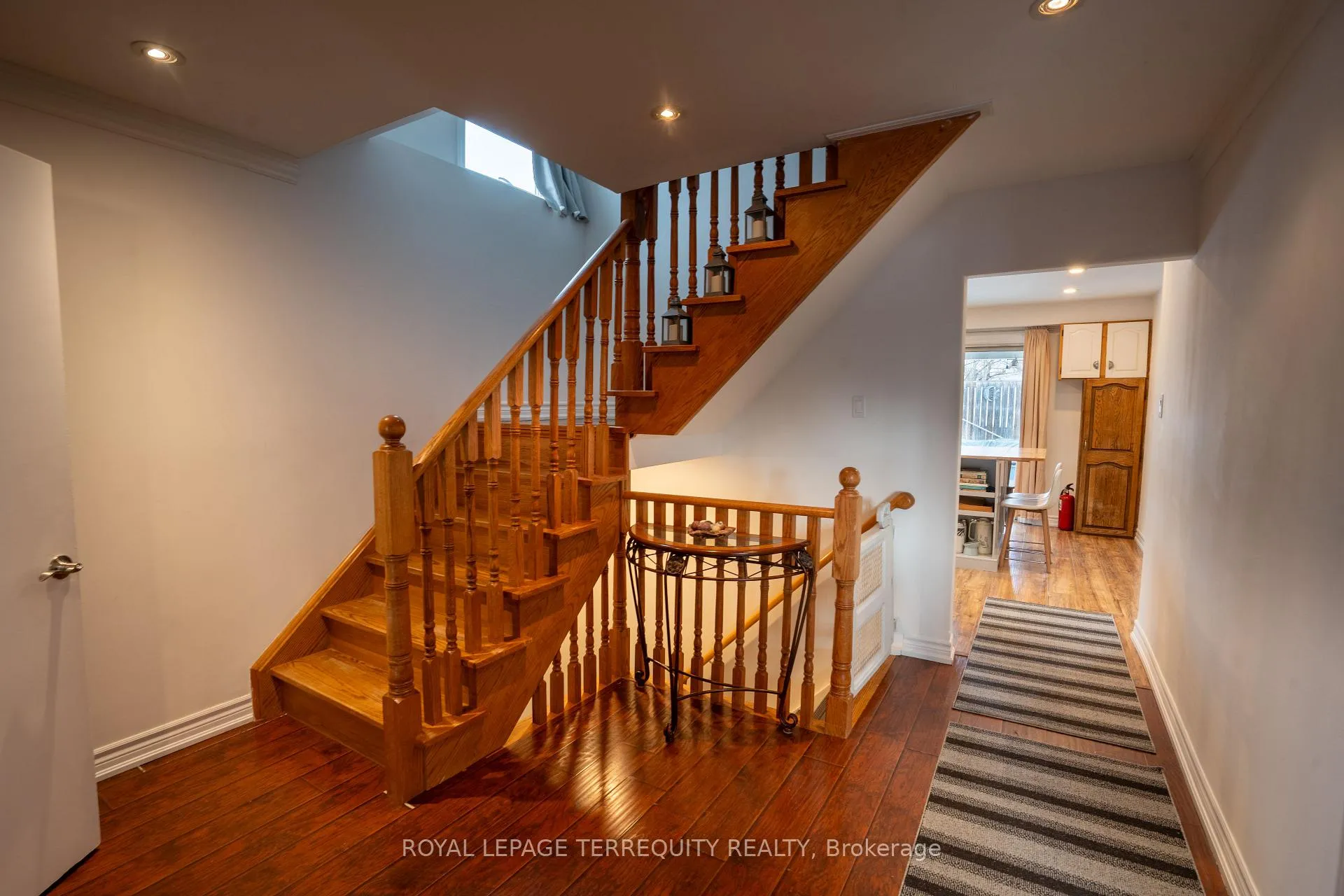 Photo 9 of 65 Dorset Drive, Brampton, Southgate — HOMEH