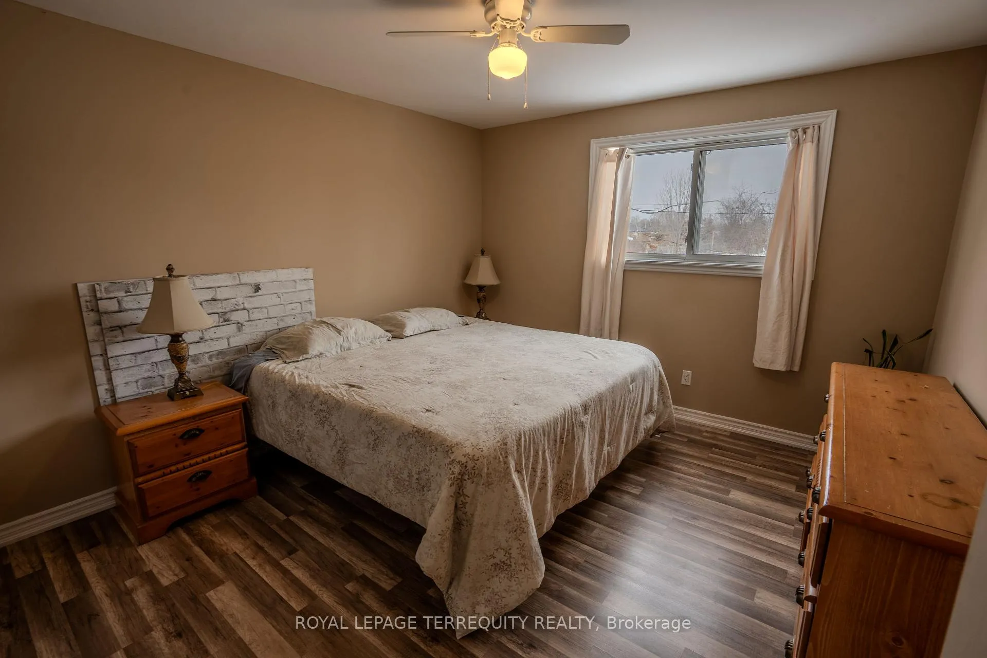 Photo 20 of 65 Dorset Drive, Brampton, Southgate — HOMEH