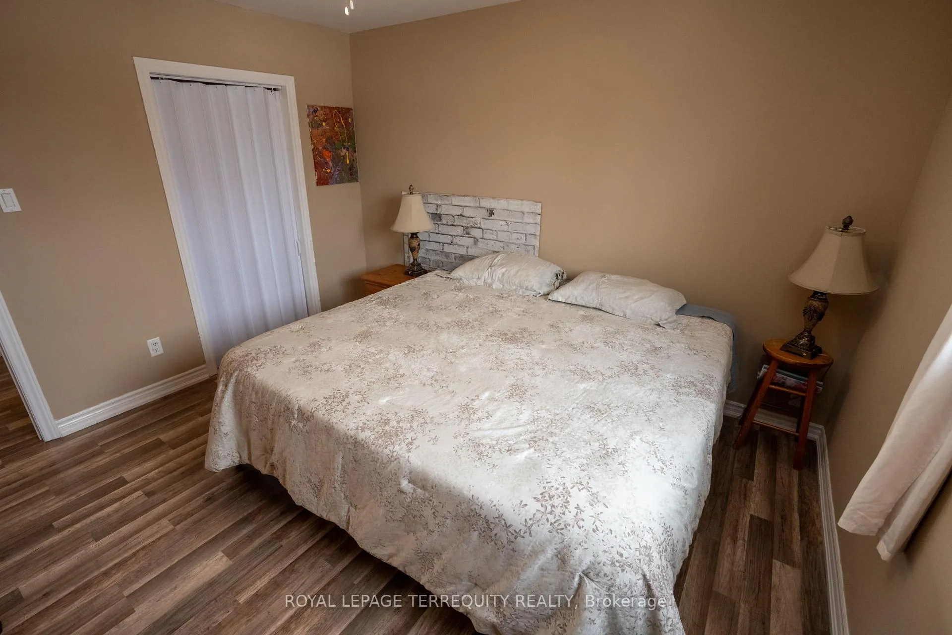 Photo 21 of 65 Dorset Drive, Brampton, Southgate — HOMEH